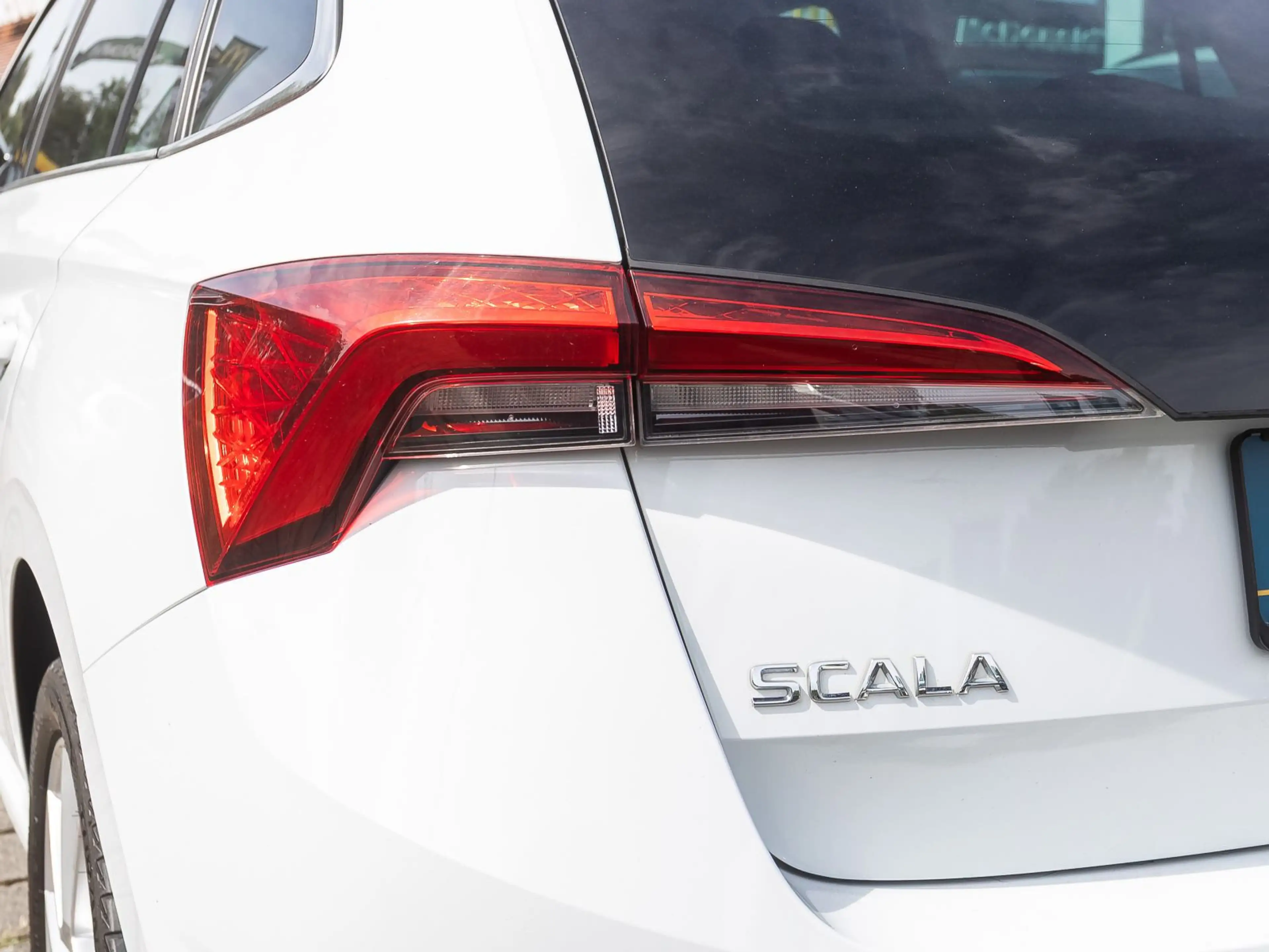 Skoda Scala Ambition 1.0TSI LED EPH KESSY CarPlay — photo 8