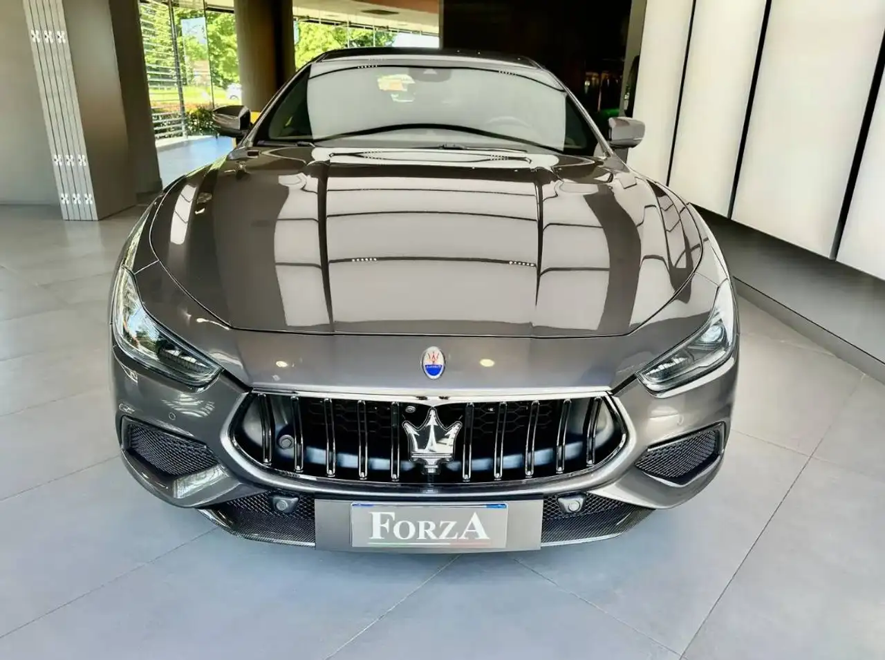 Maserati Ghibli 2021