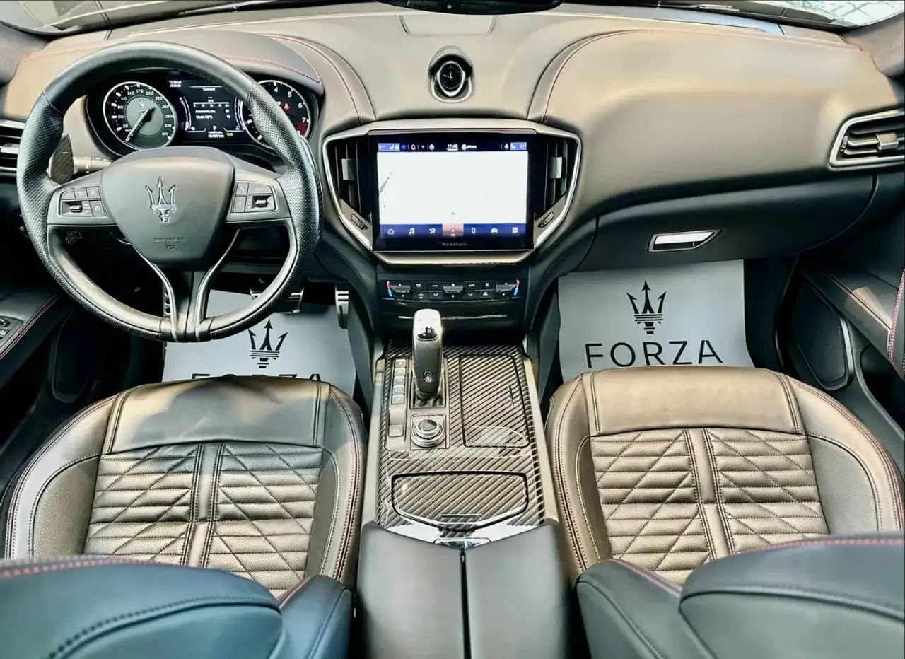Maserati Ghibli 2021 — фото 10