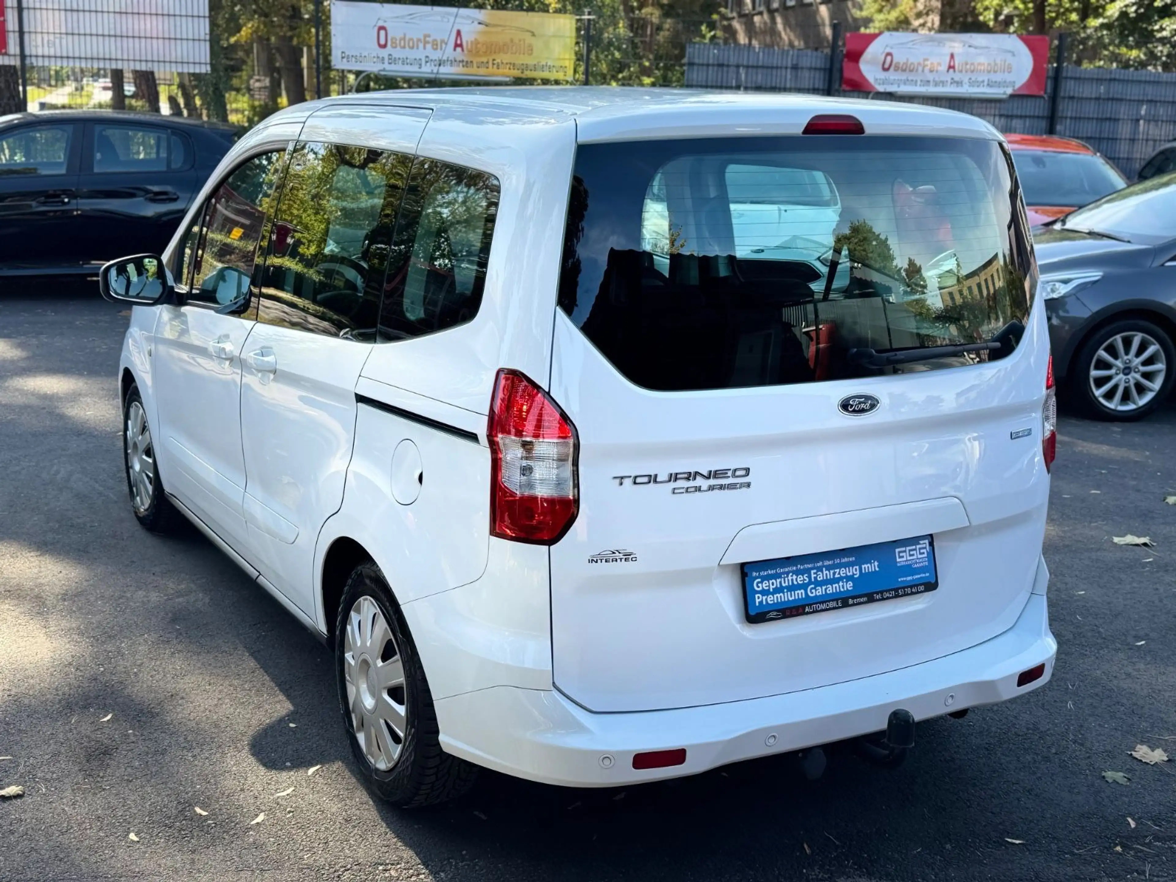 Ford Tourneo Courier Trend, Zahnriemen & Tüv Neu — photo 7