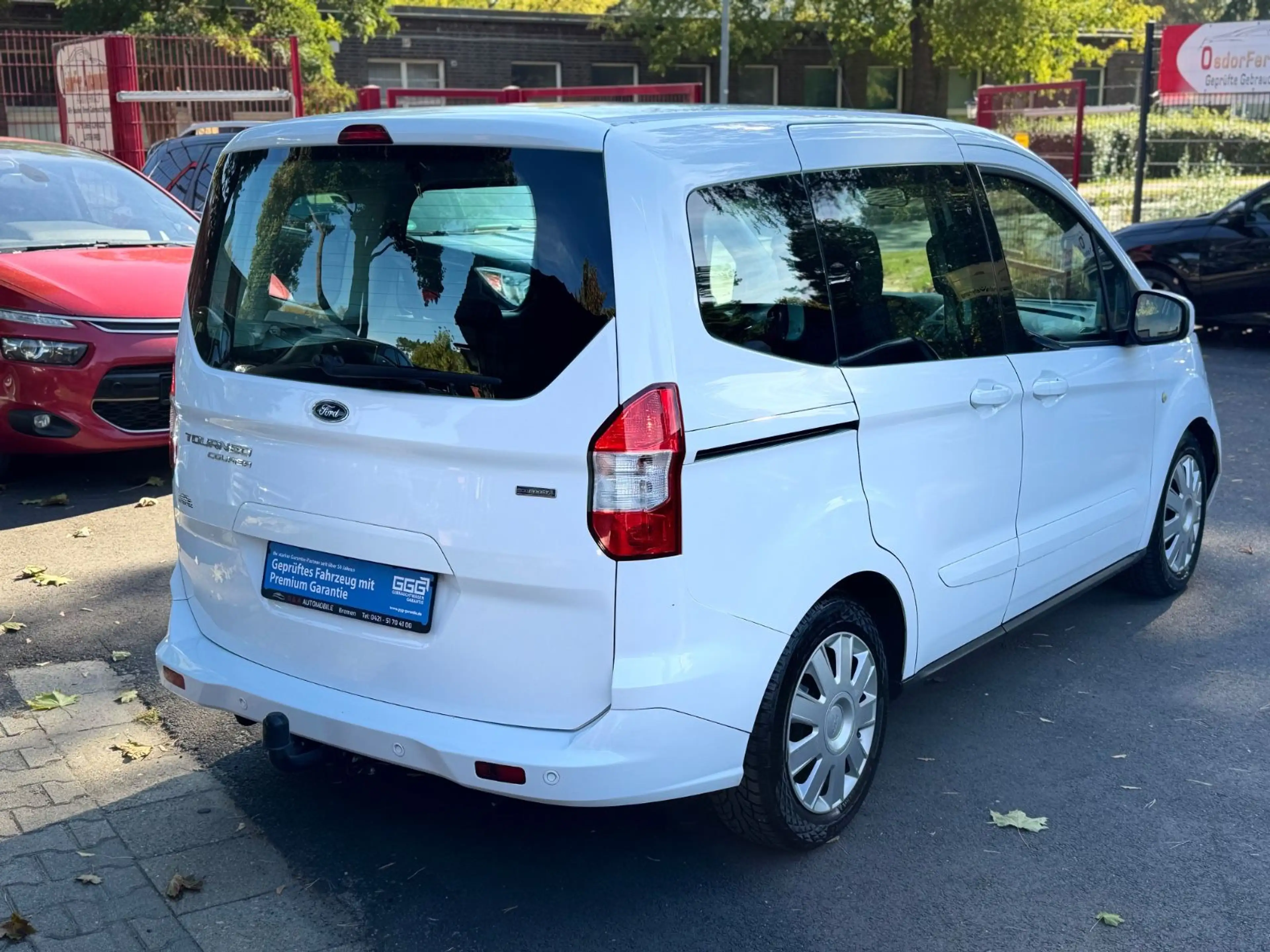 Ford Tourneo Courier Trend, Zahnriemen & Tüv Neu — photo 6
