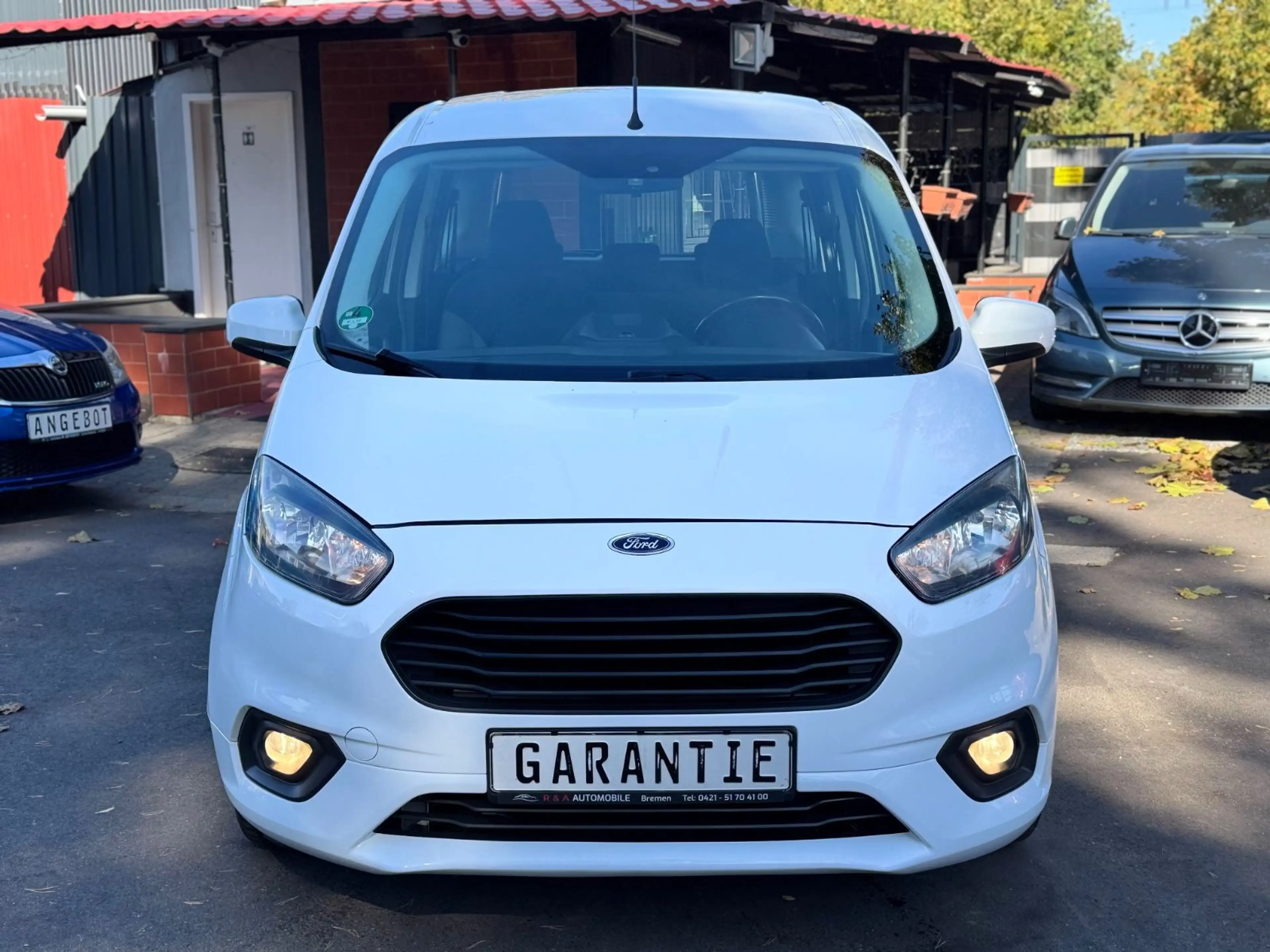 Ford Tourneo Courier Trend, Zahnriemen & Tüv Neu — photo 4