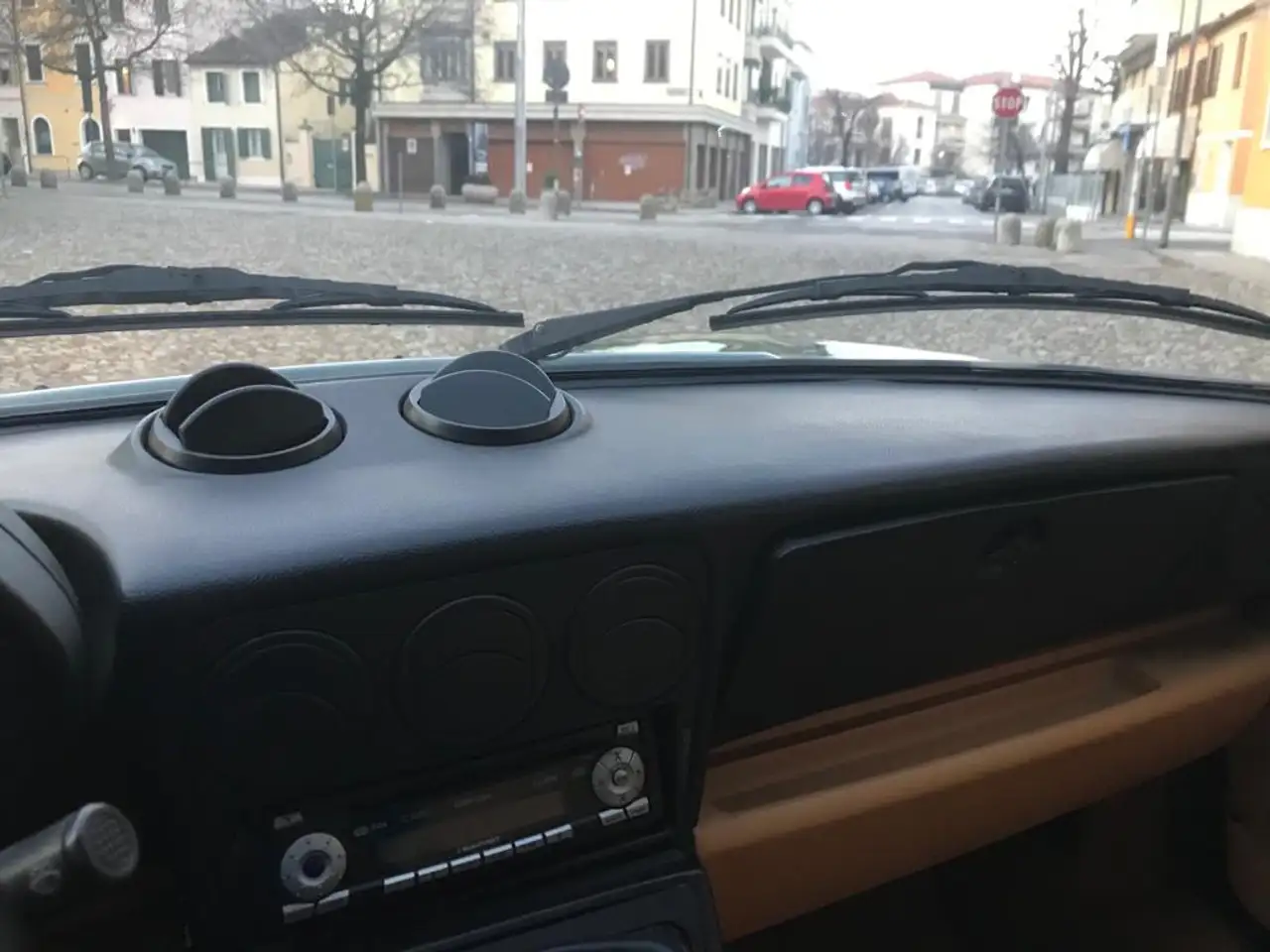 Alfa Romeo Spider 2.0 my90, foto 12