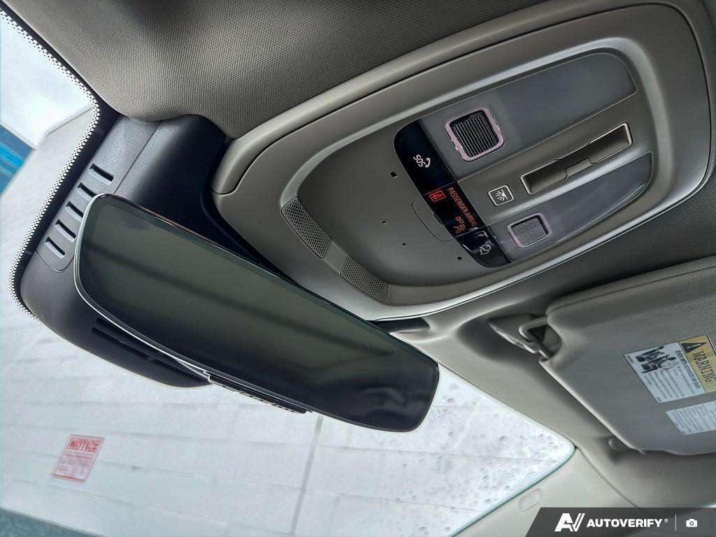2025 Volvo XC90 T8 AWD Ultra Bright Theme 7-Seater thumb 20