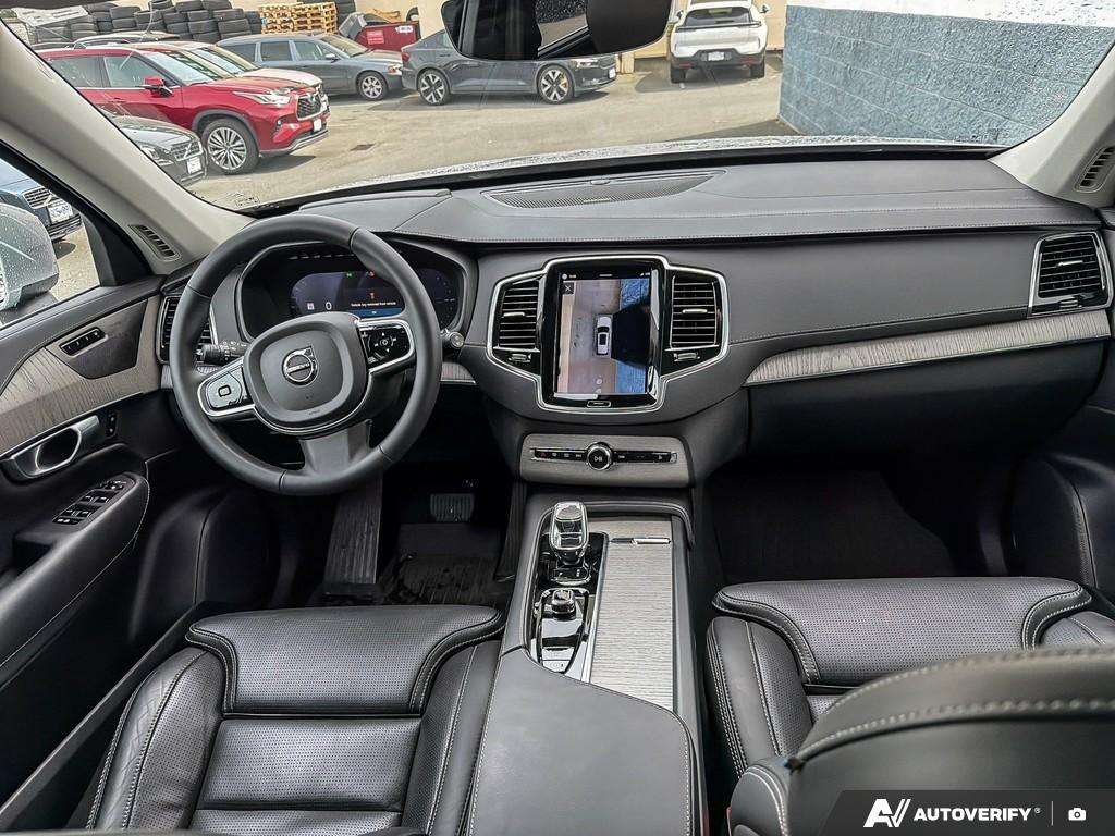2025 Volvo XC90 T8 AWD Ultra Bright Theme 7-Seater thumb 23