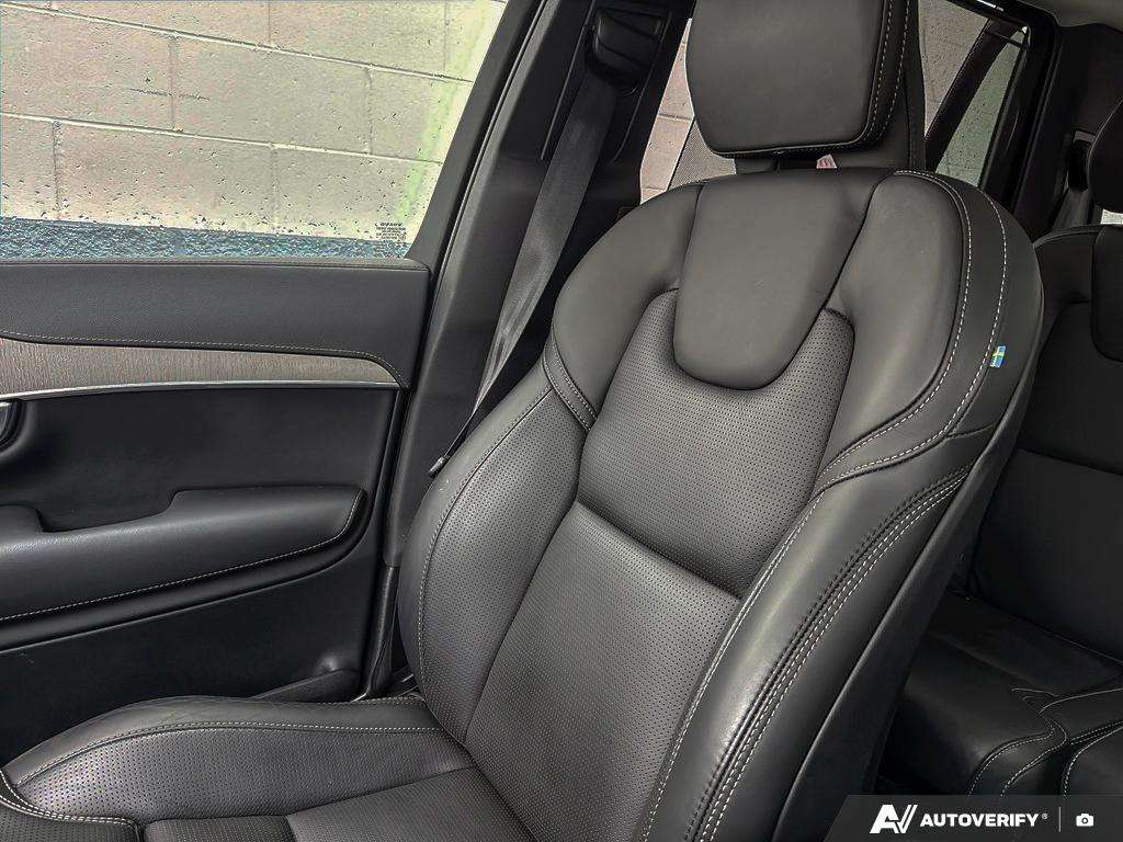 2025 Volvo XC90 T8 AWD Ultra Bright Theme 7-Seater thumb 19