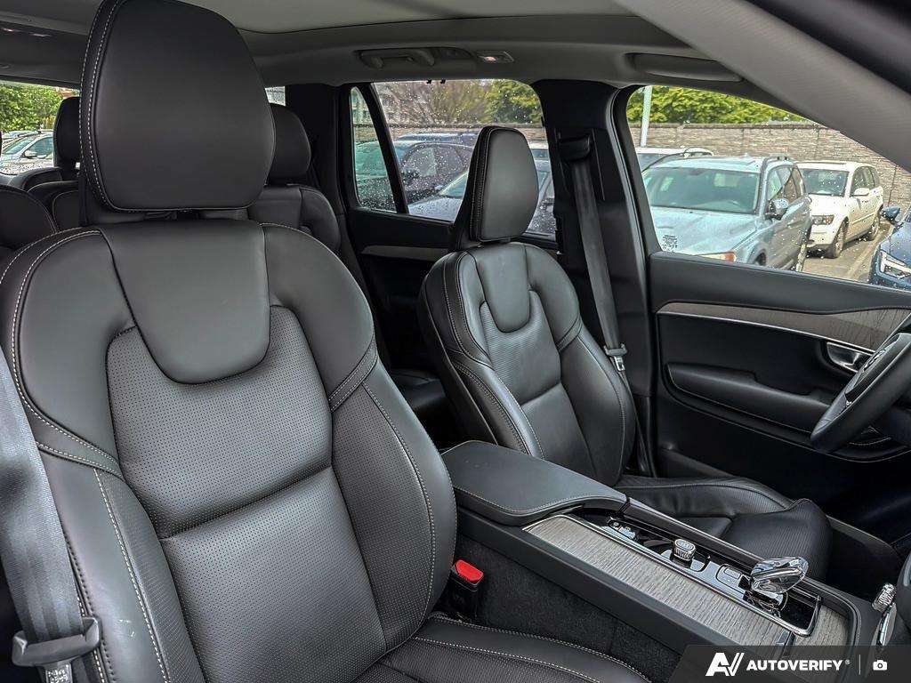 2025 Volvo XC90 T8 AWD Ultra Bright Theme 7-Seater thumb 21
