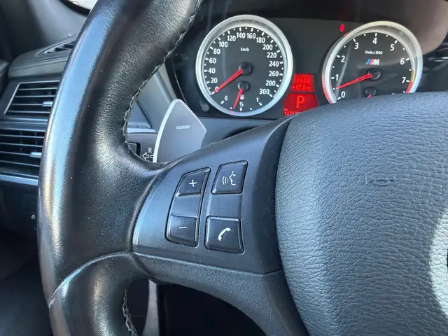 BMW X6 M view 14
