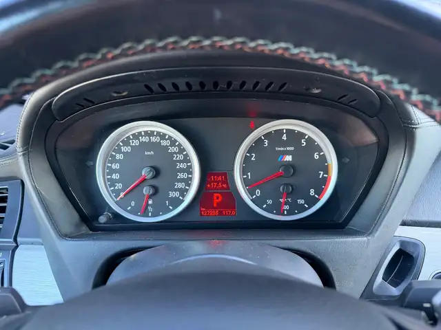 BMW X6 M view 13