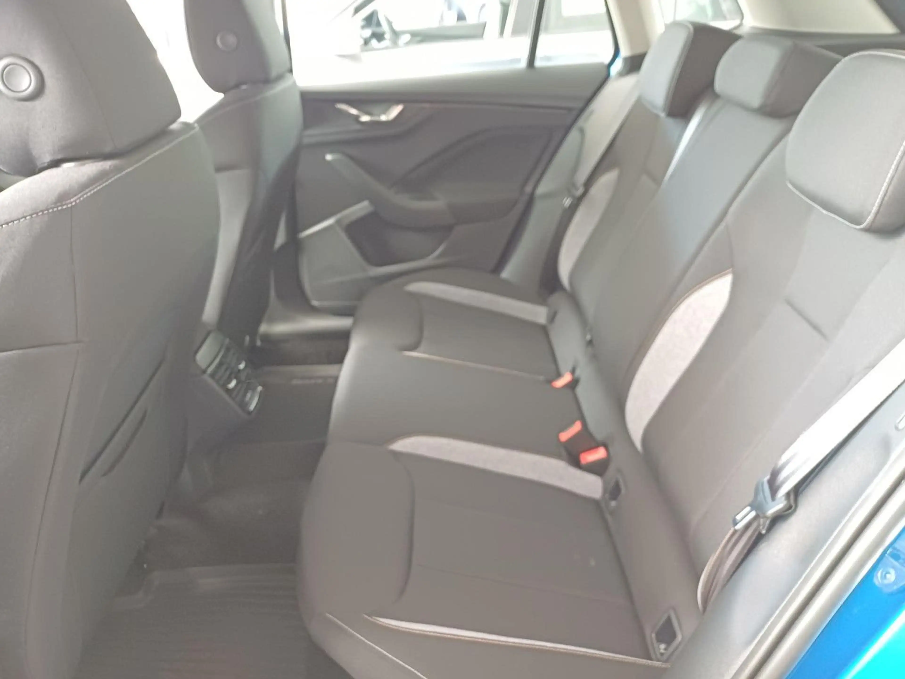 Skoda Kamiq Selection Klima Sitzhzg AHK Bluetooth LED — photo 13