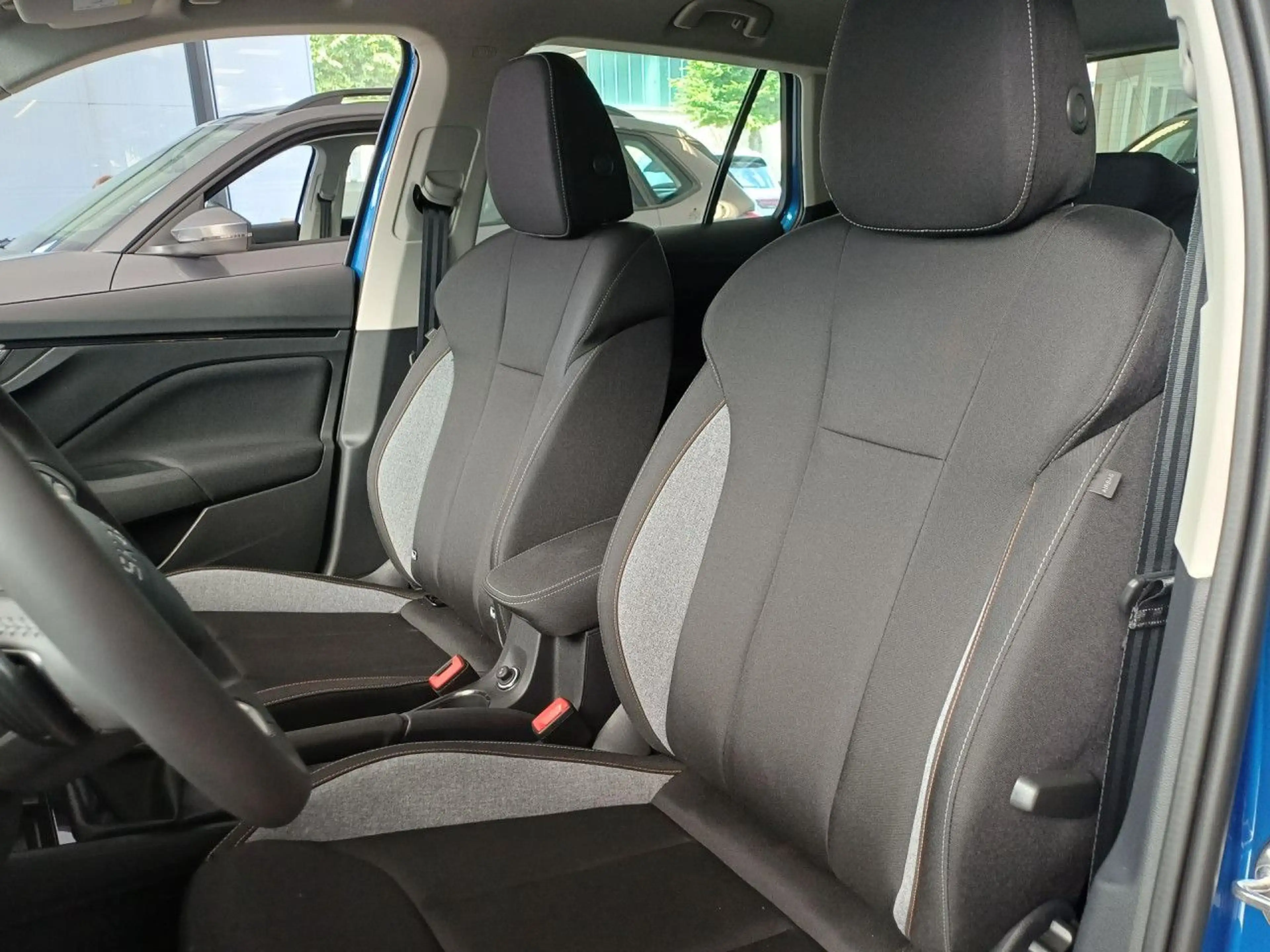 Skoda Kamiq Selection Klima Sitzhzg AHK Bluetooth LED — photo 7