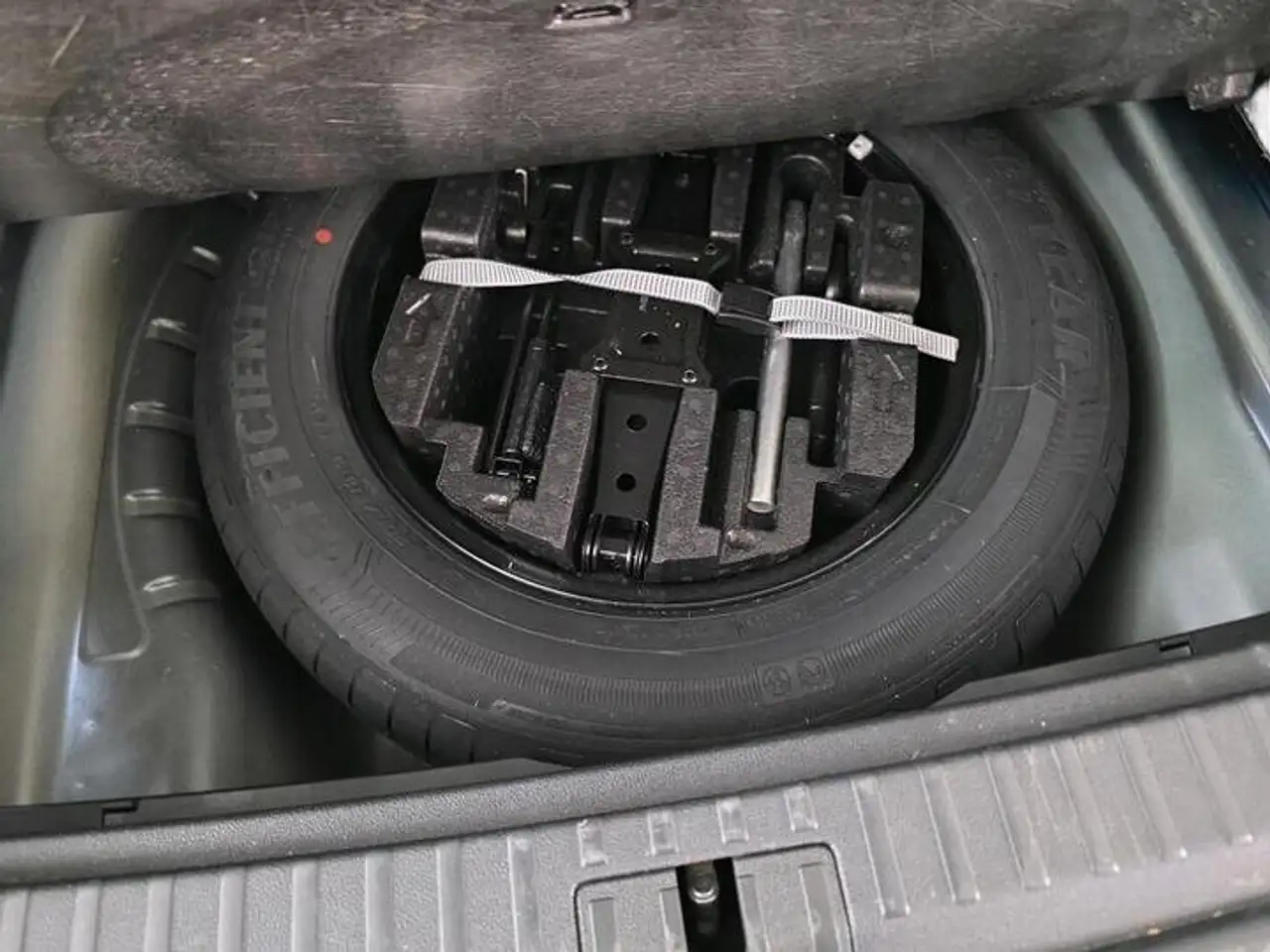 Skoda Octavia 1.5 TSI CARPLAY, миниатюра 10