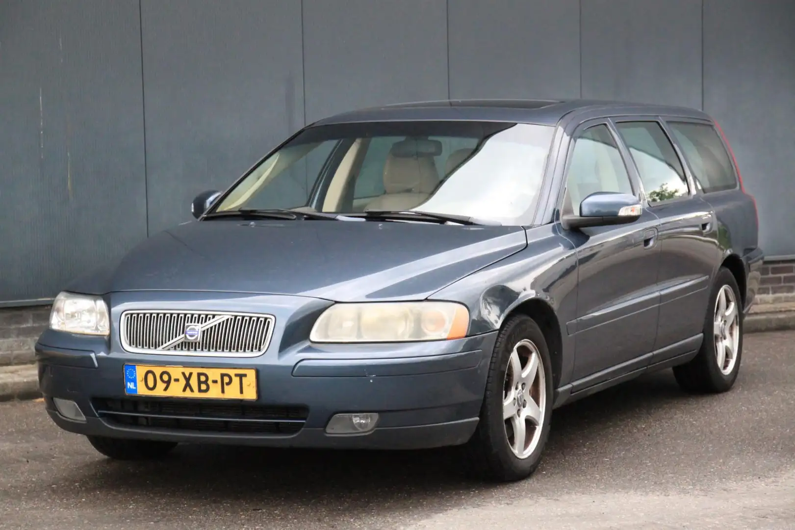 Volvo V70 2.0T Edition Elek-Dak/Half-Leer/Trekhaak/Winterset Azul - 2