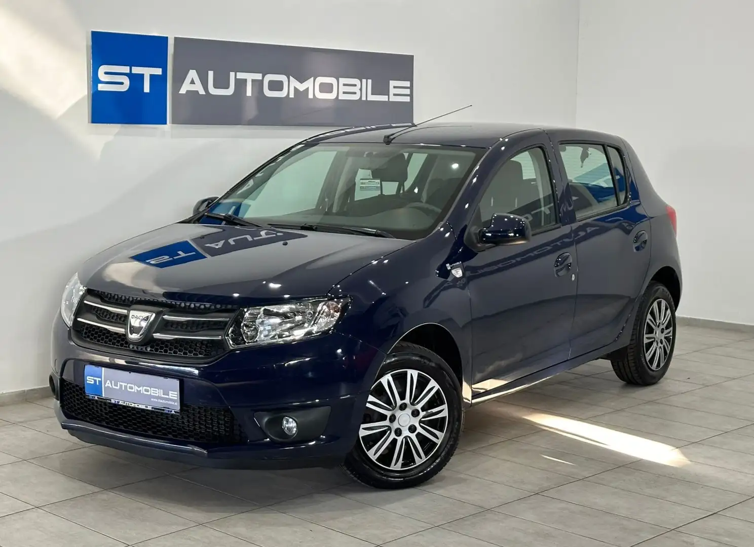 Dacia Sandero Essentiel // 1.BESITZ // KLIMA // Blau - 1
