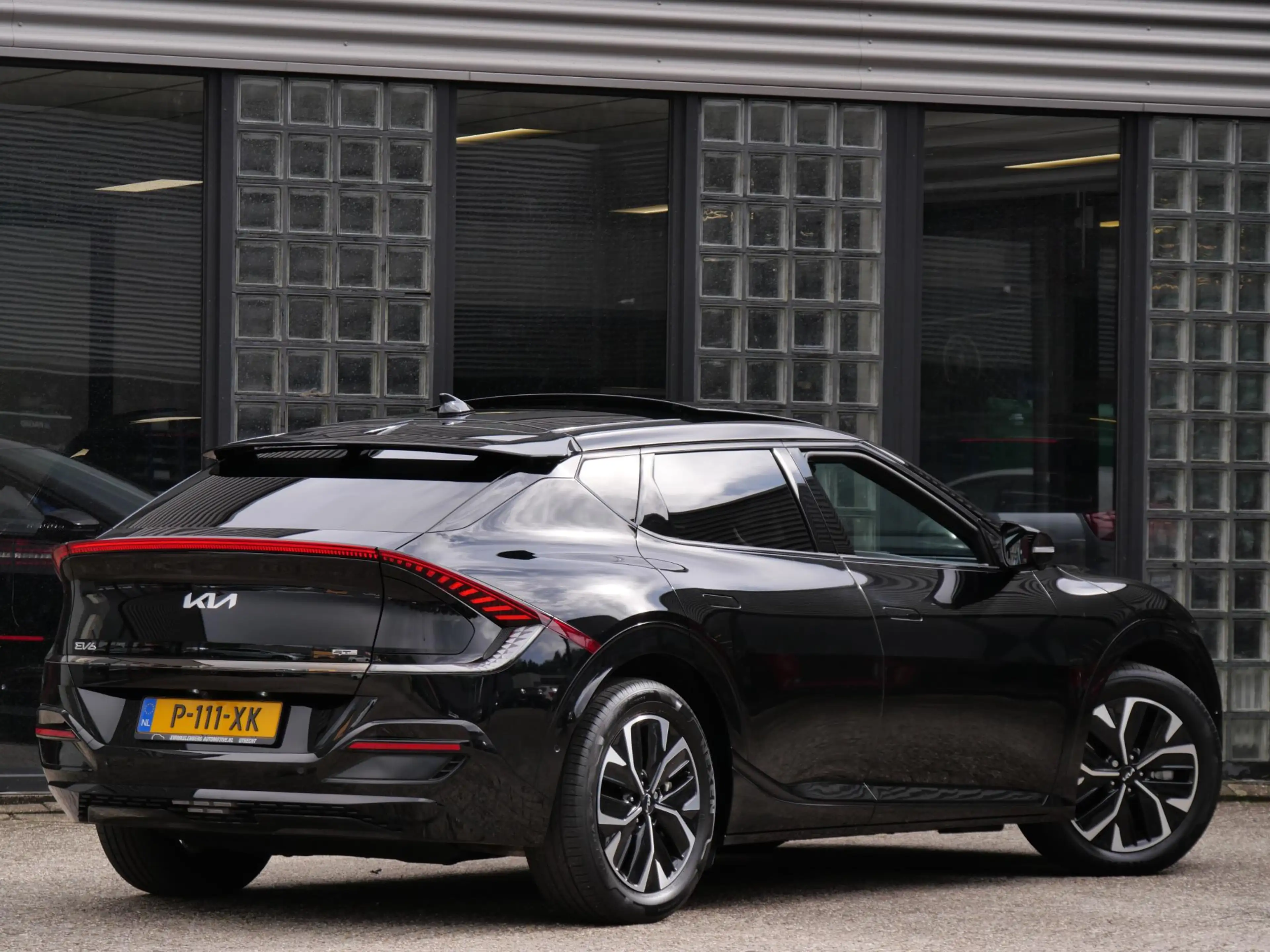Kia EV6 77kWh GT-LINE/ SCHUIFDAK/ 360° CAMERA/ HEAD-UP/ NL — photo 2