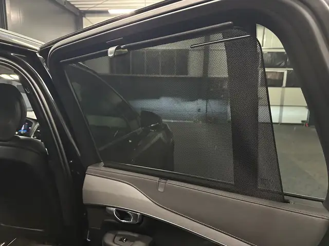 Volvo XC90 view 24
