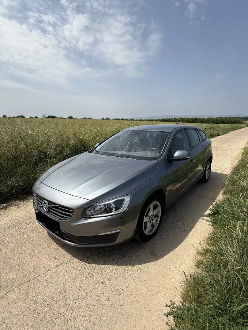 Volvo V60 Linje Business Grau - 1