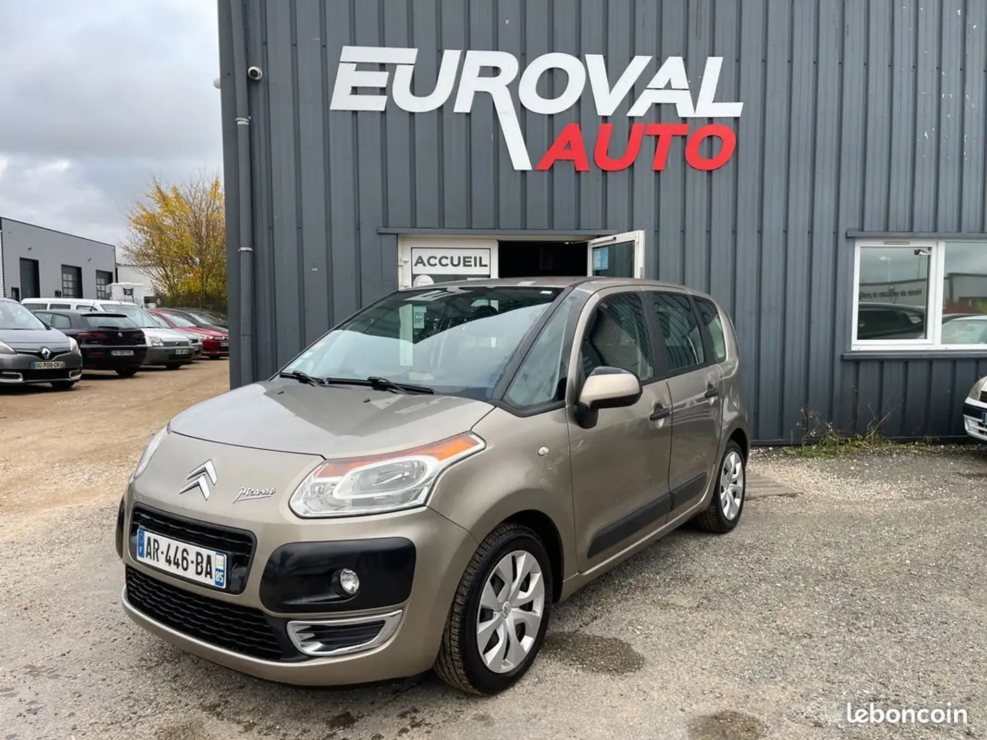 Citroen C3 Picasso 1.6 hdi 90ch confort Beige - 1
