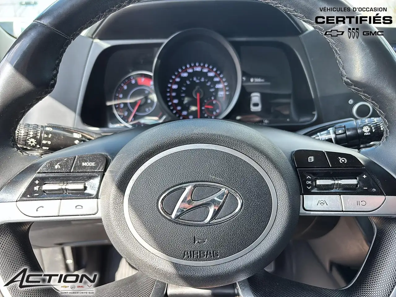 Hyundai ELANTRA снимка Hyundai ELANTRA