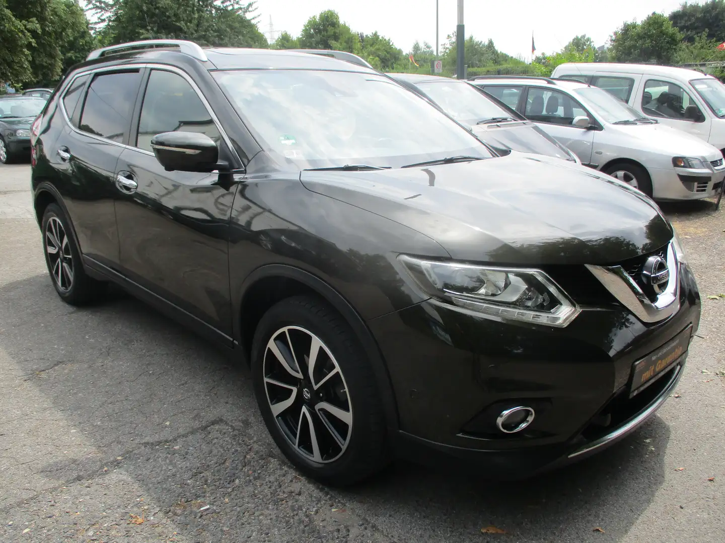 Nissan X-Trail Tekna 4x4 Grün - 1