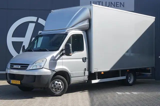 Iveco Daily 40C15 410 bakwagen / 3-ZITS / ROLDEUR / TACHO