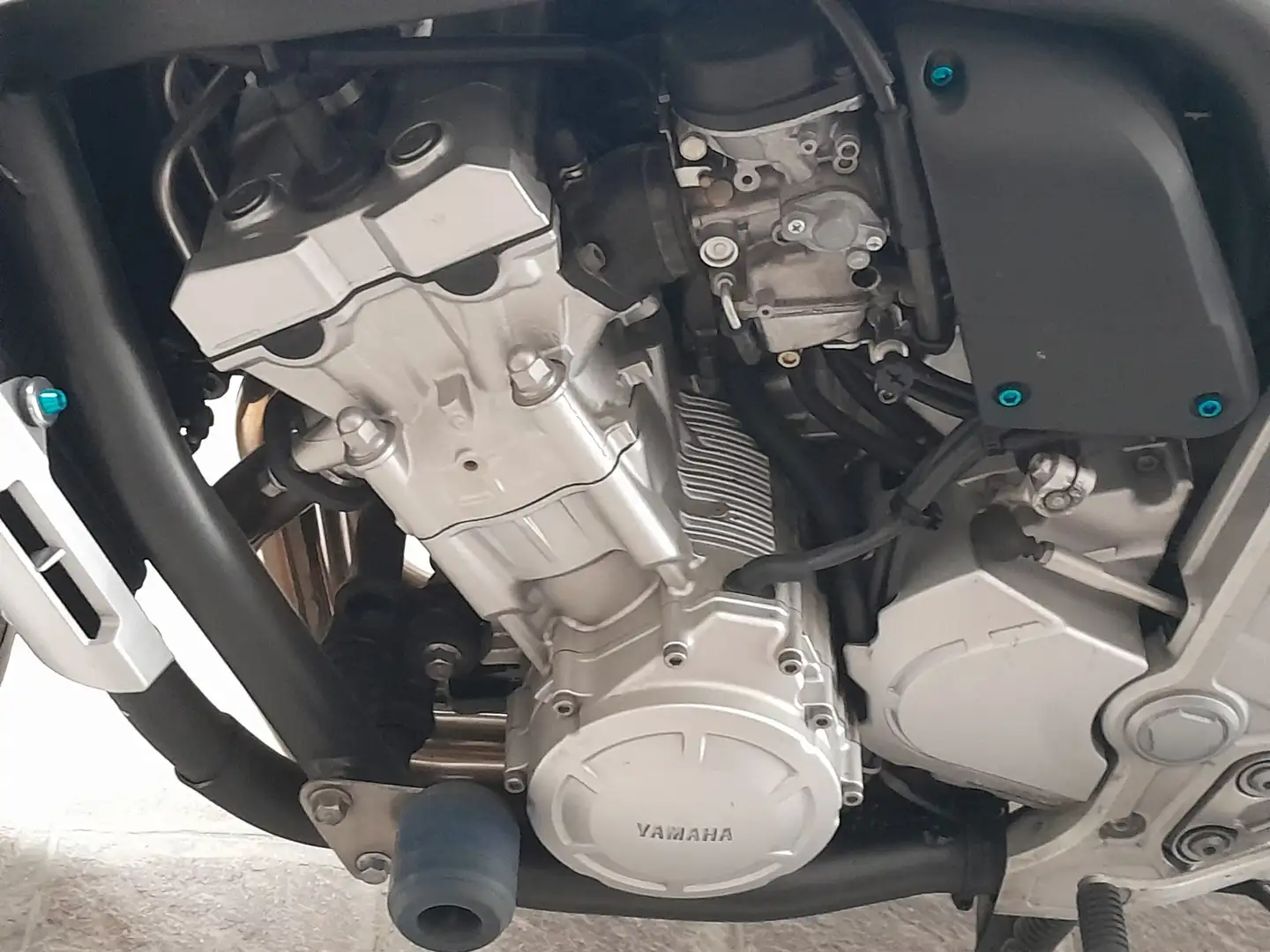 Yamaha FZS 1000 Argento - 2