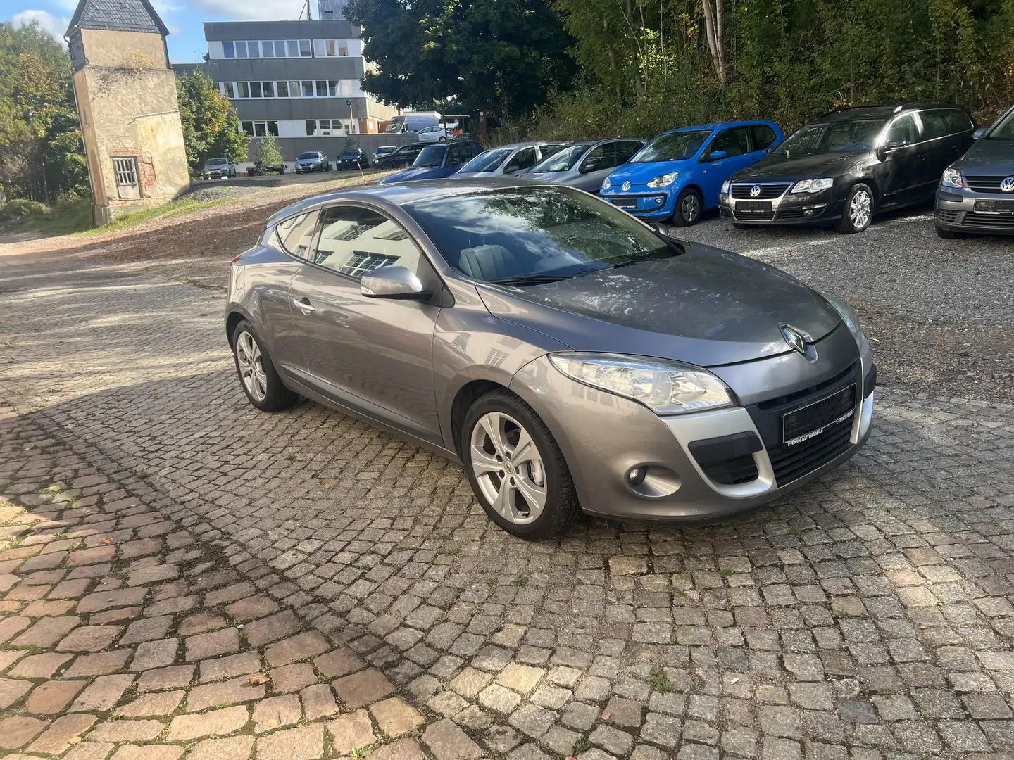 Renault Megane Dynamique 77 KW 106 PS Winterreifen Tüv 10 2027 Grau - 2