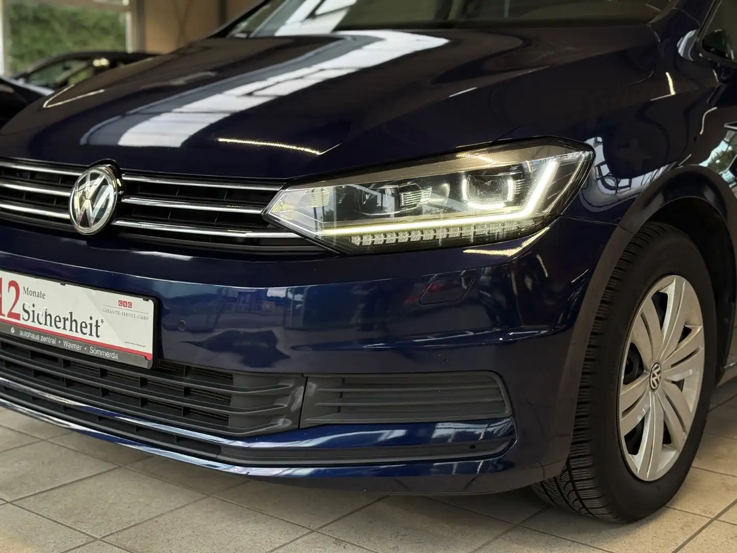 Volkswagen Touran 2.0 TDI Comfortline/LED/Massage/ACC/3Zone Blau - 2