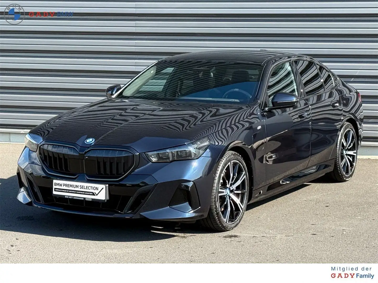 BMW 550 e xDrive Zwart - 1