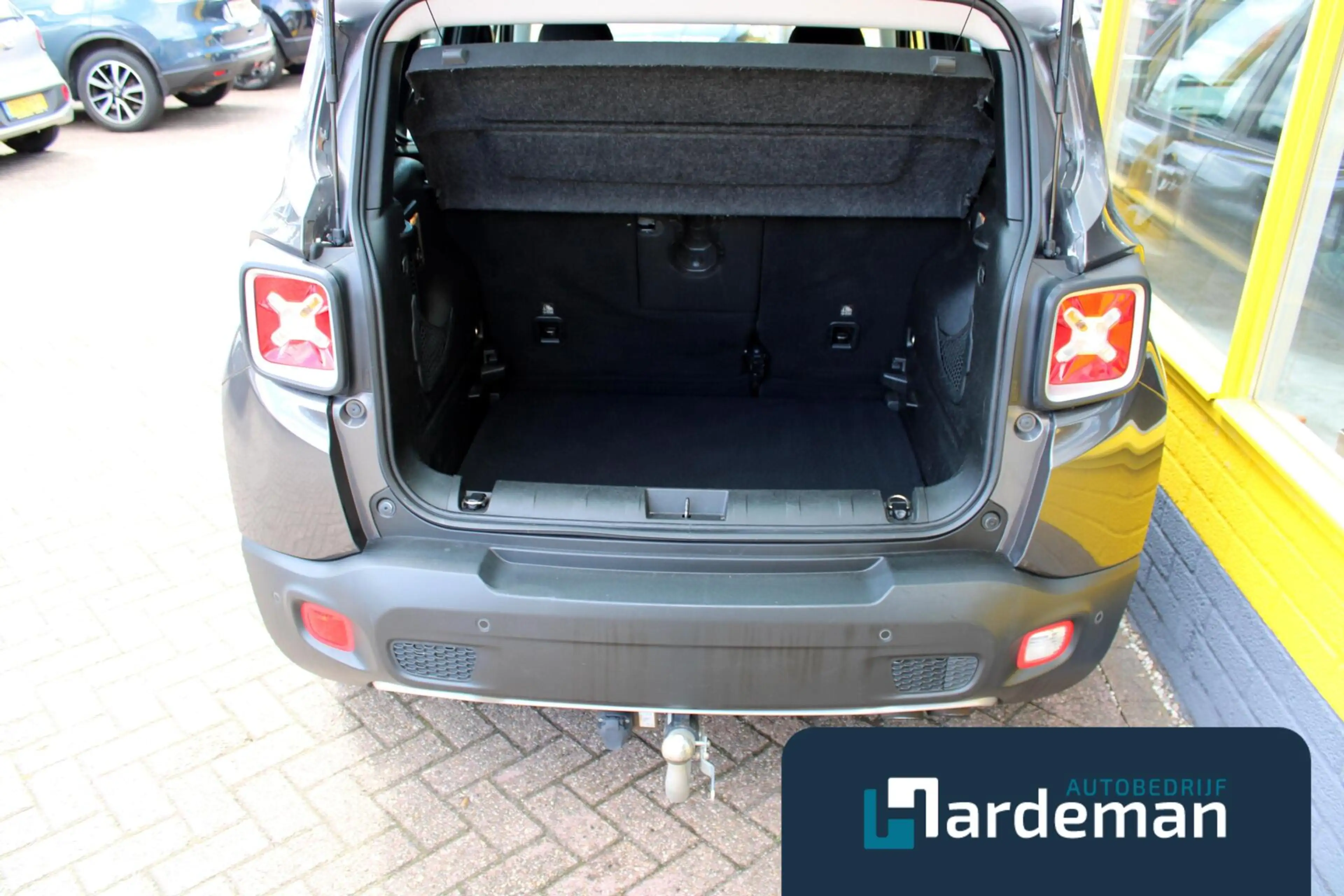 Jeep Renegade 1.4 MultiAir Limited Trekhaak Xenon — photo 9