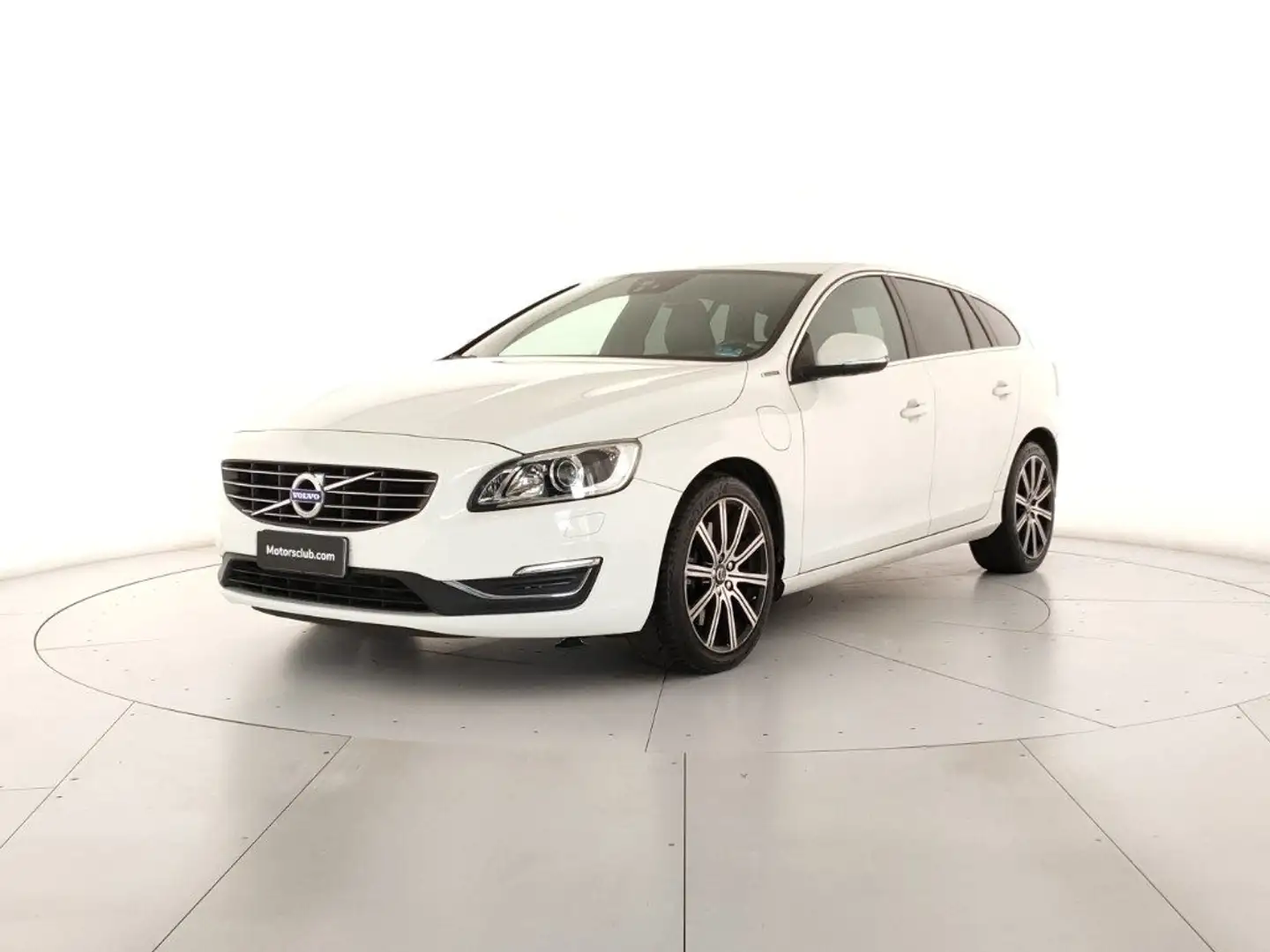 Volvo V60 D6 Twin Engine Geartronic Momentum AWD Bianco - 2