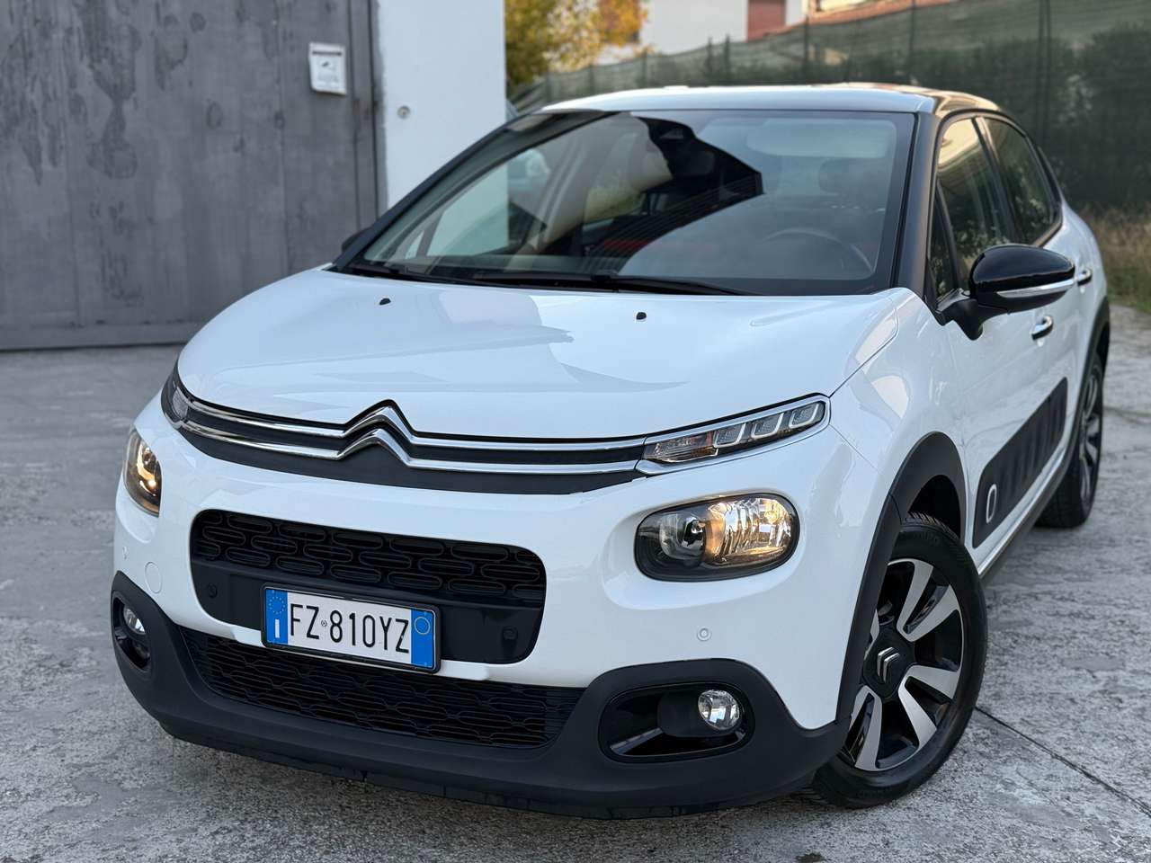 Citroen C3 C3 III 2020 1.5 bluehdi Shine bi colore full optional pochi km soli 56 mila
