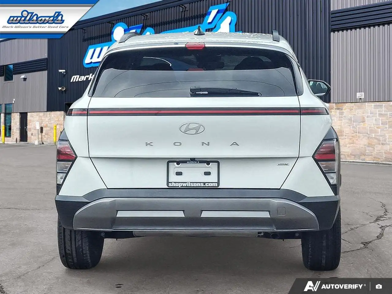 Hyundai KONA снимка Hyundai KONA