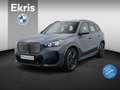 BMW iX1 eDrive20 M Sportpakket Pro | Premium Pack | Comfor Grijs - thumbnail 1