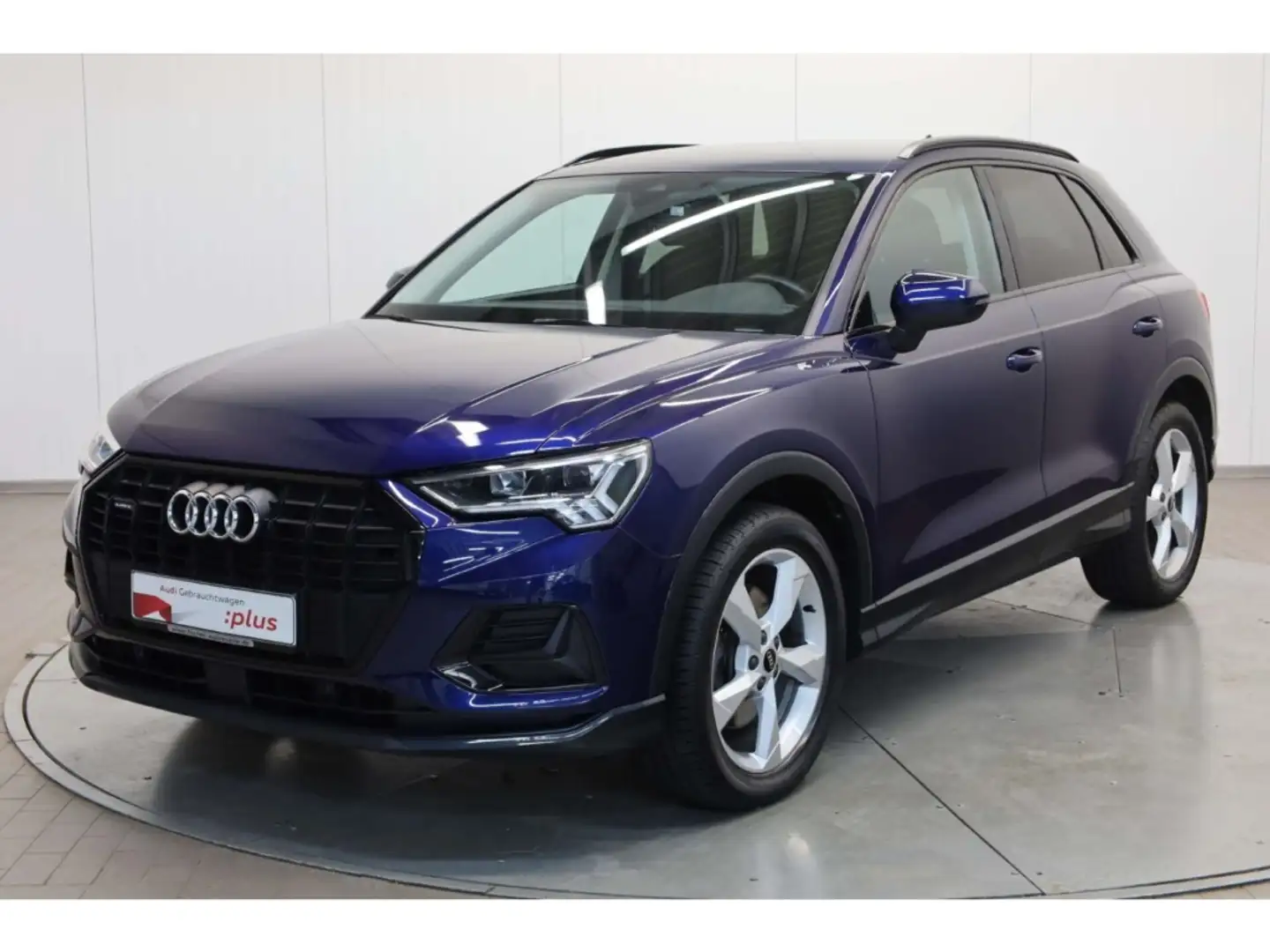Audi Q3 40 TFSI quattro Advanced AHK/NAV/Virt Blau - 2