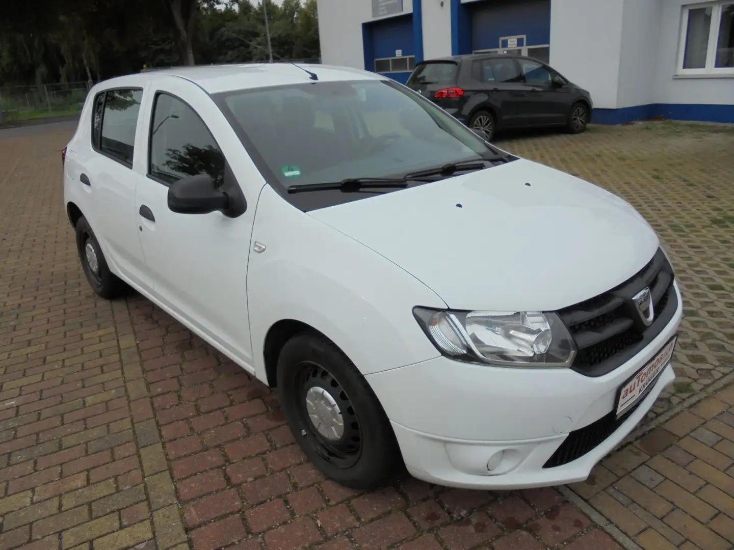 Dacia Sandero II Essentiel Weiß - 2