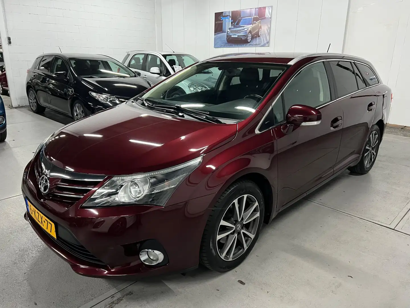 Toyota Avensis Wagon 2.0 VVTi Dynamic Business Automaat Rot - 2