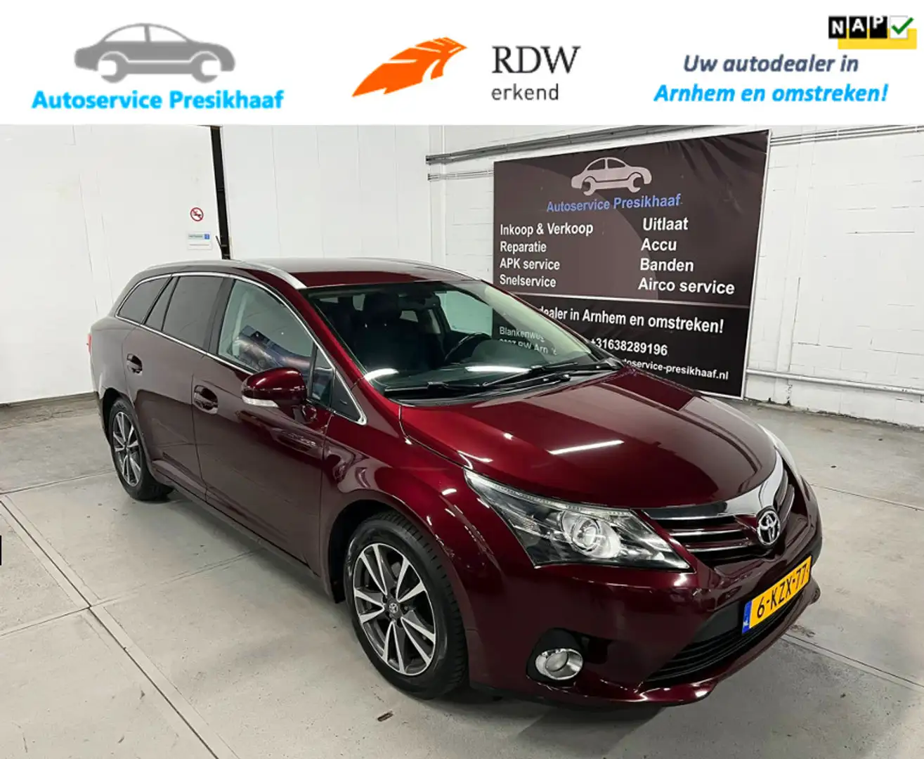 Toyota Avensis Wagon 2.0 VVTi Dynamic Business Automaat Rot - 1