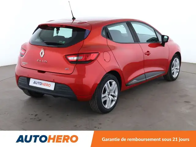 Renault Clio view 6