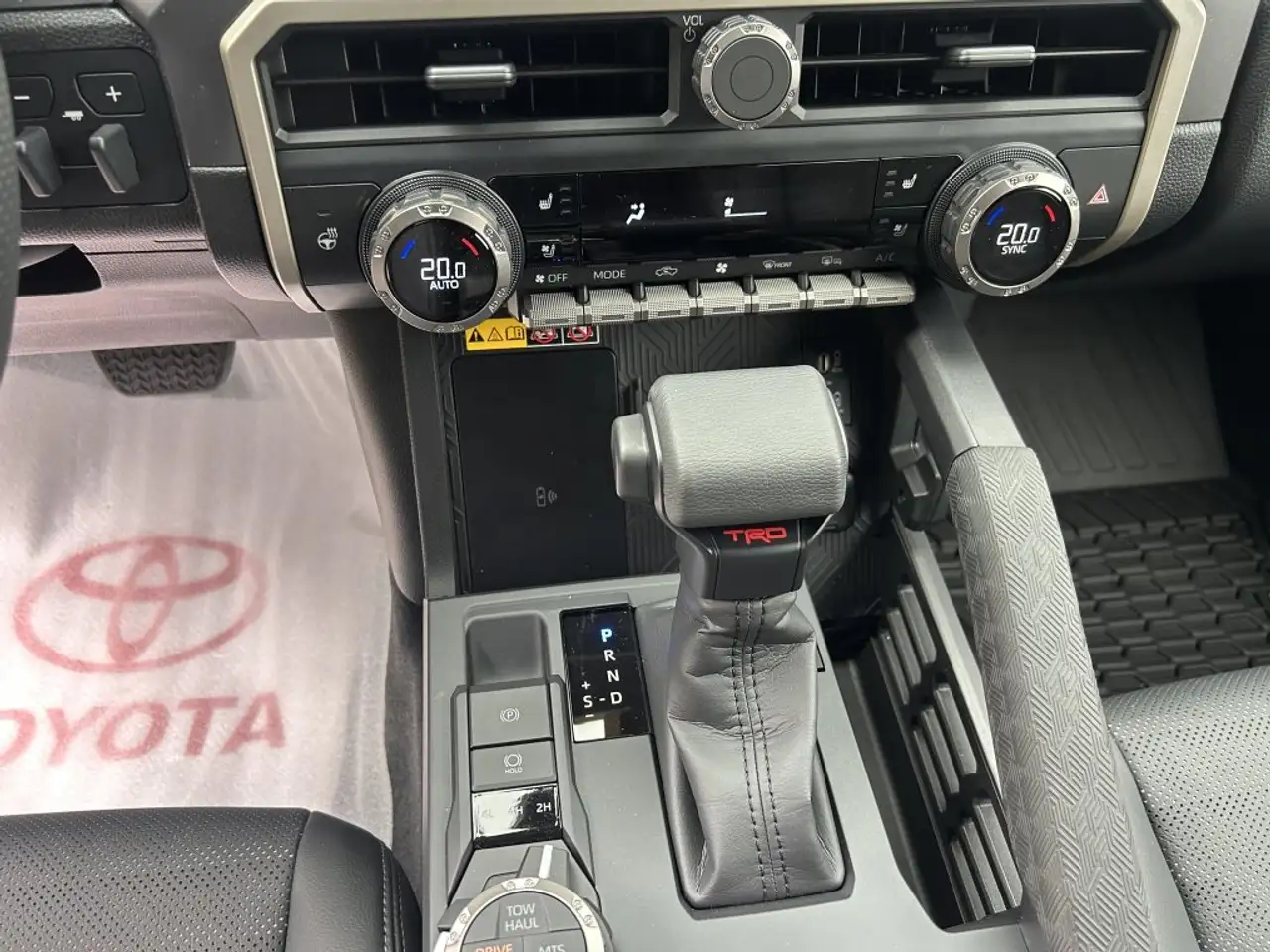 Toyota Tacoma photo Toyota Tacoma
