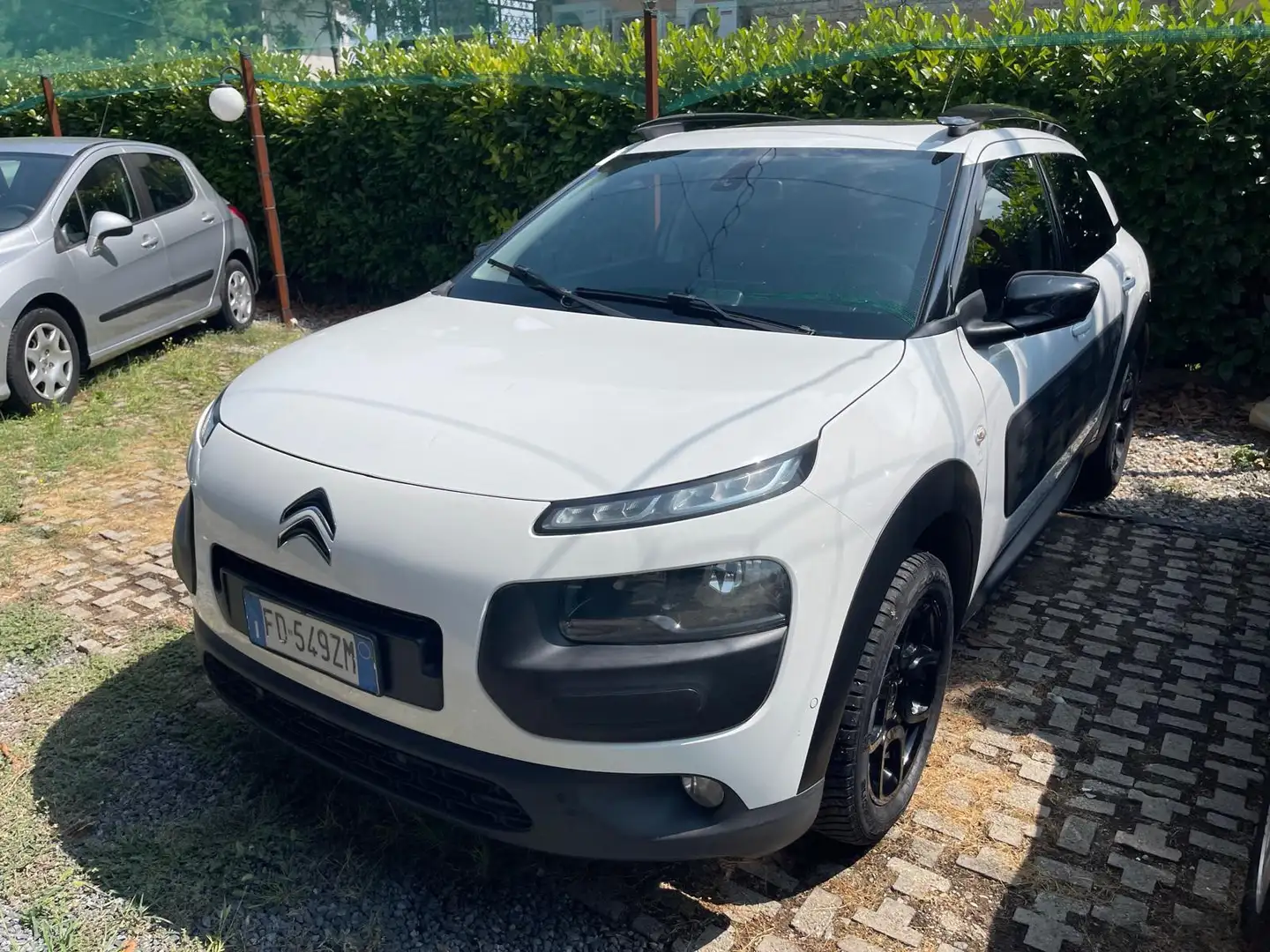 Citroen C4 C4  Cactus 1.6 bluehdi Shine 100cv NEOPATENTATI Bianco - 1