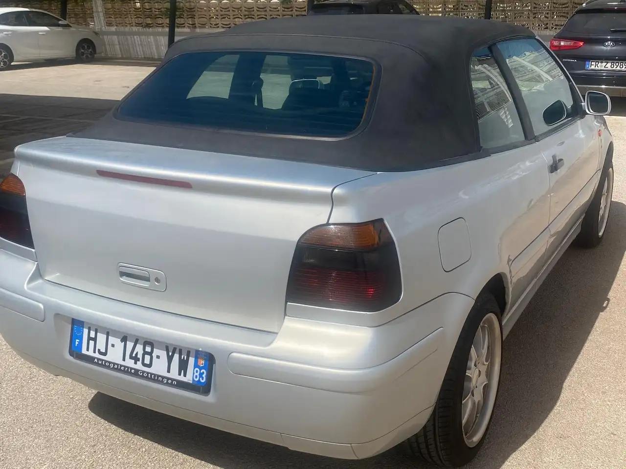 Volkswagen Golf Cabriolet 1.8i Classic Line, foto 2