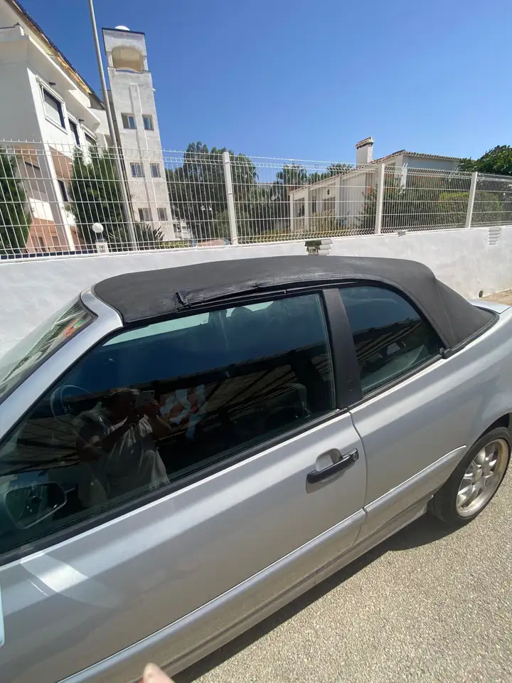 Volkswagen Golf Cabriolet 1.8i Classic Line, foto 12