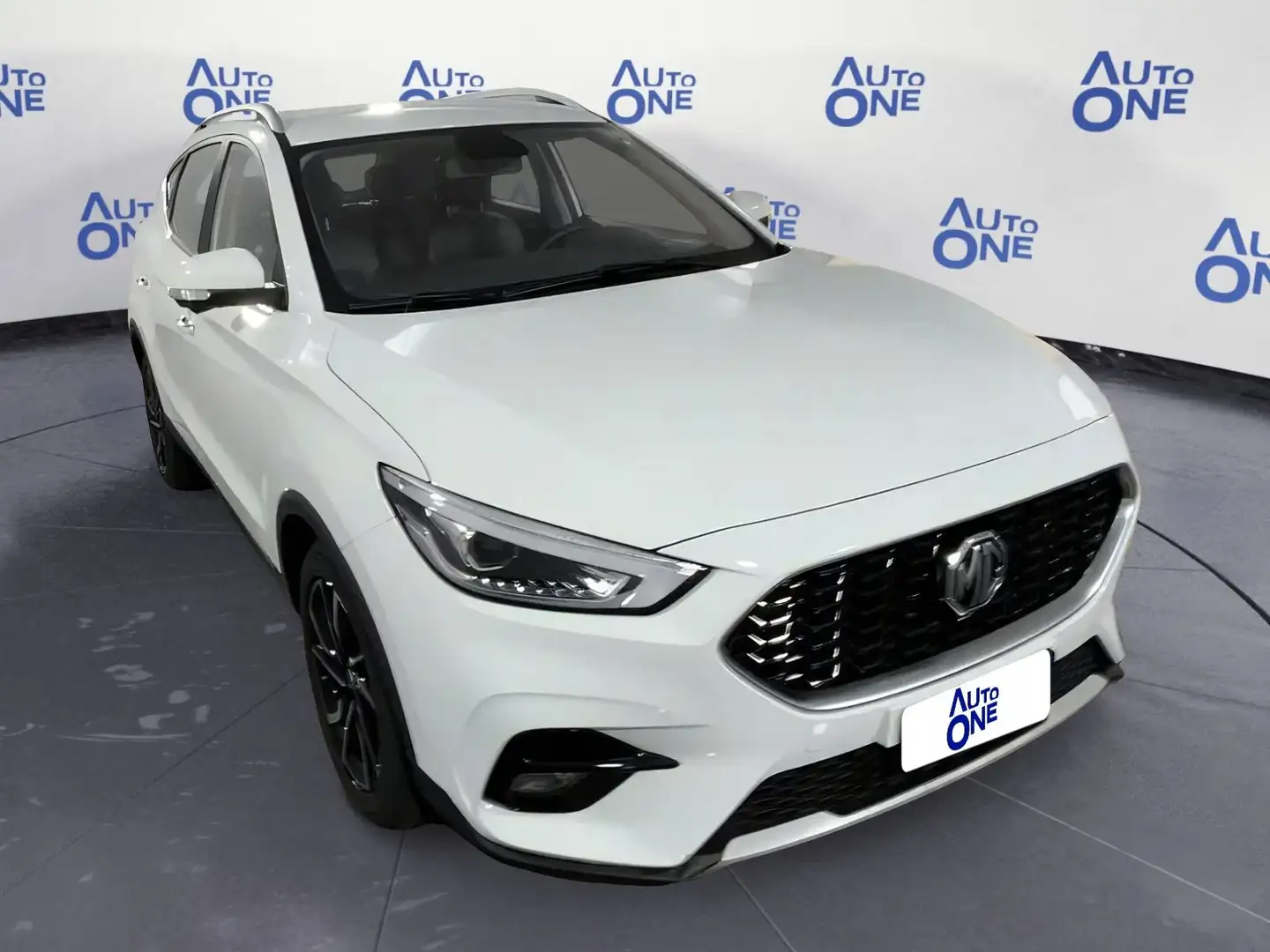MG ZS 1.5 VTI-TECH LUXURY - * Wit - 1