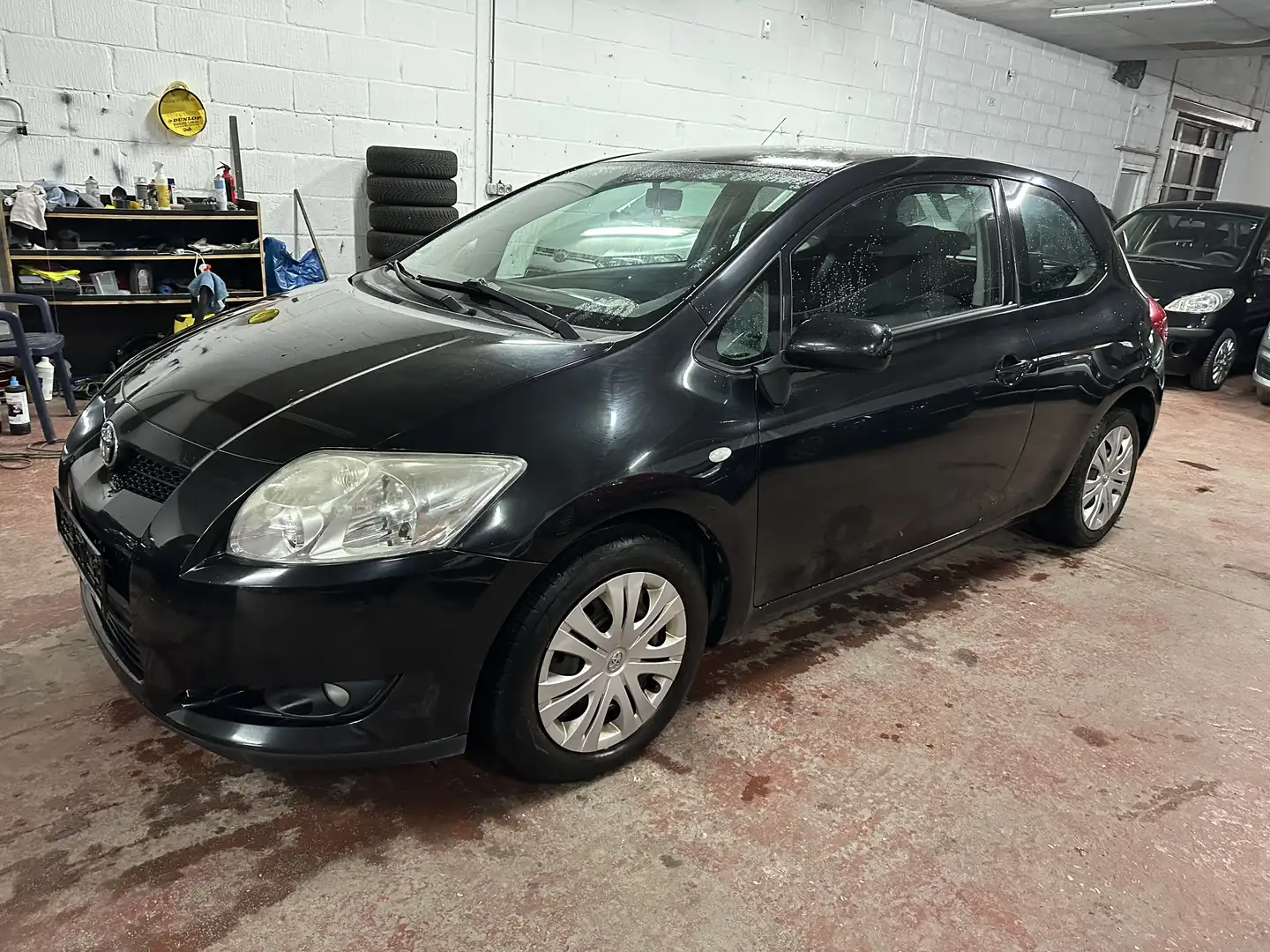 Toyota Auris 100 VVT-i Active - 1