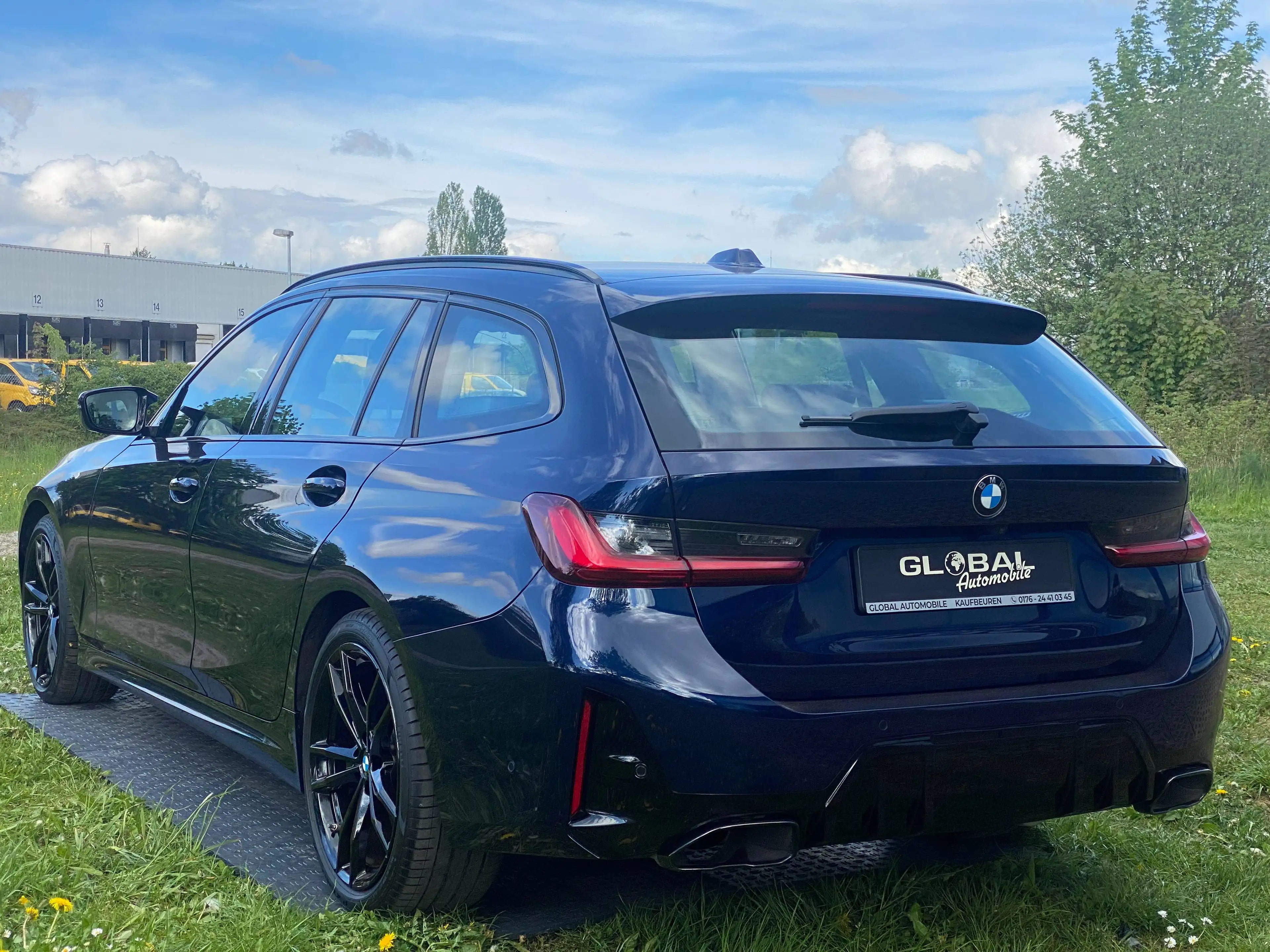 BMW 340 M340 i xDrive*GARANTIE*LASER*ACC*H&K*AHK* — photo 11