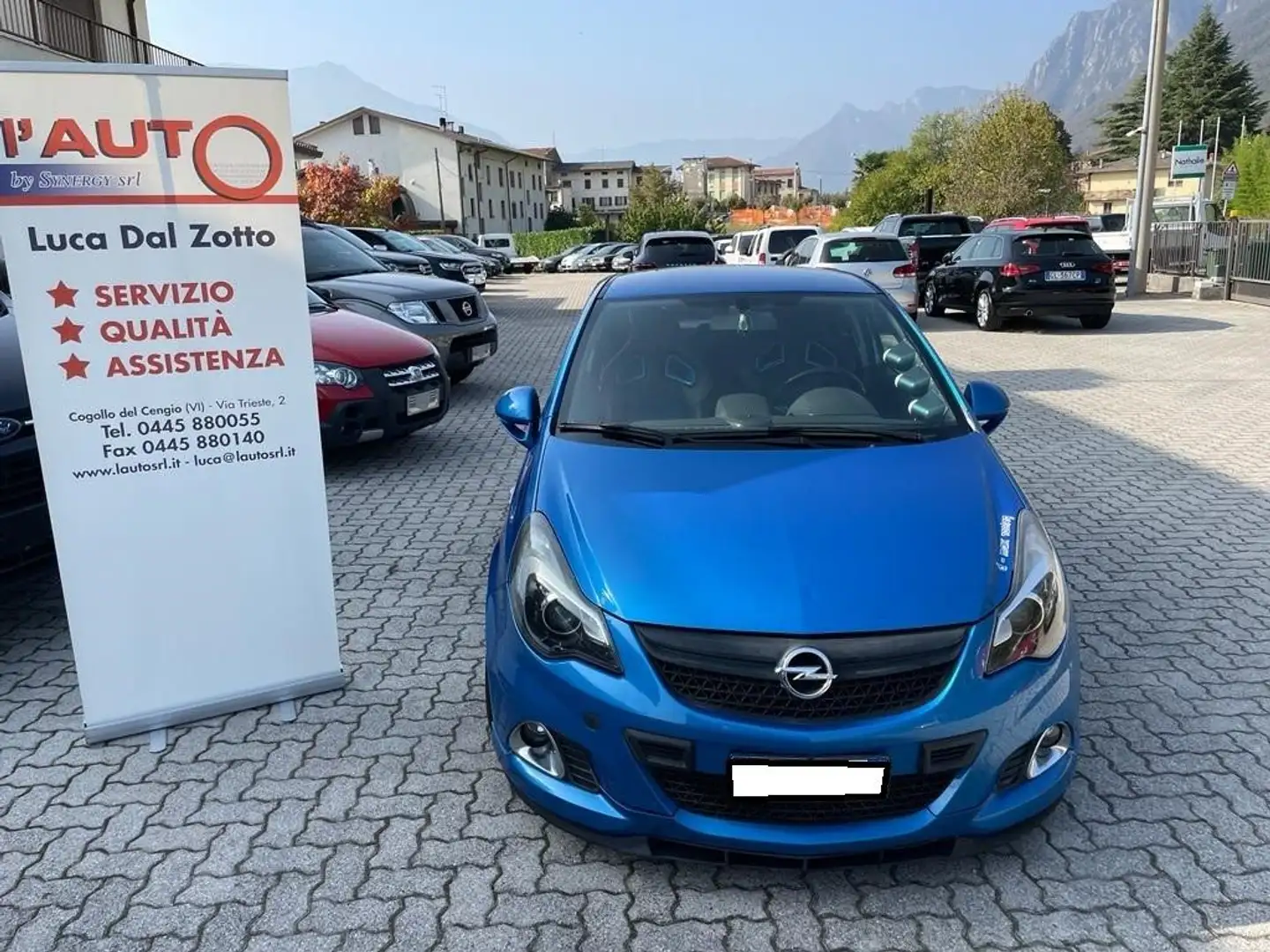 Opel Corsa 1.6 T 192CV 3 porte OPC Blu/Azzurro - 1