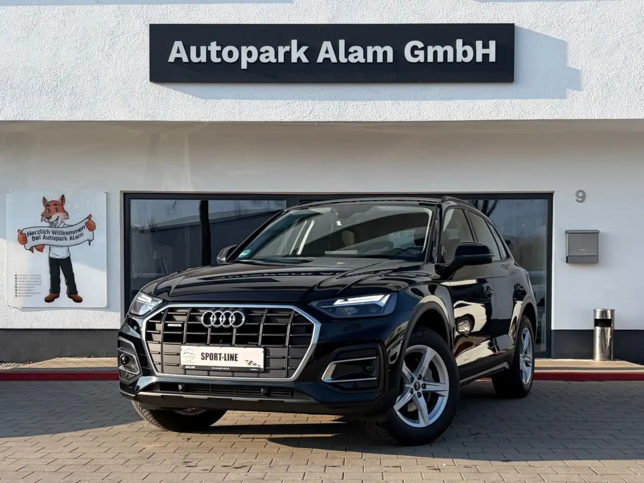 Audi Q5 40 TFSI quattro DAB Klima Lane LED SHZ Temp. — миниатюра 1