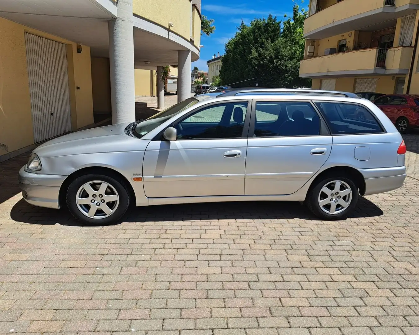 Toyota Avensis Avensis SW 1.8 vvt-i 16v Grigio - 2