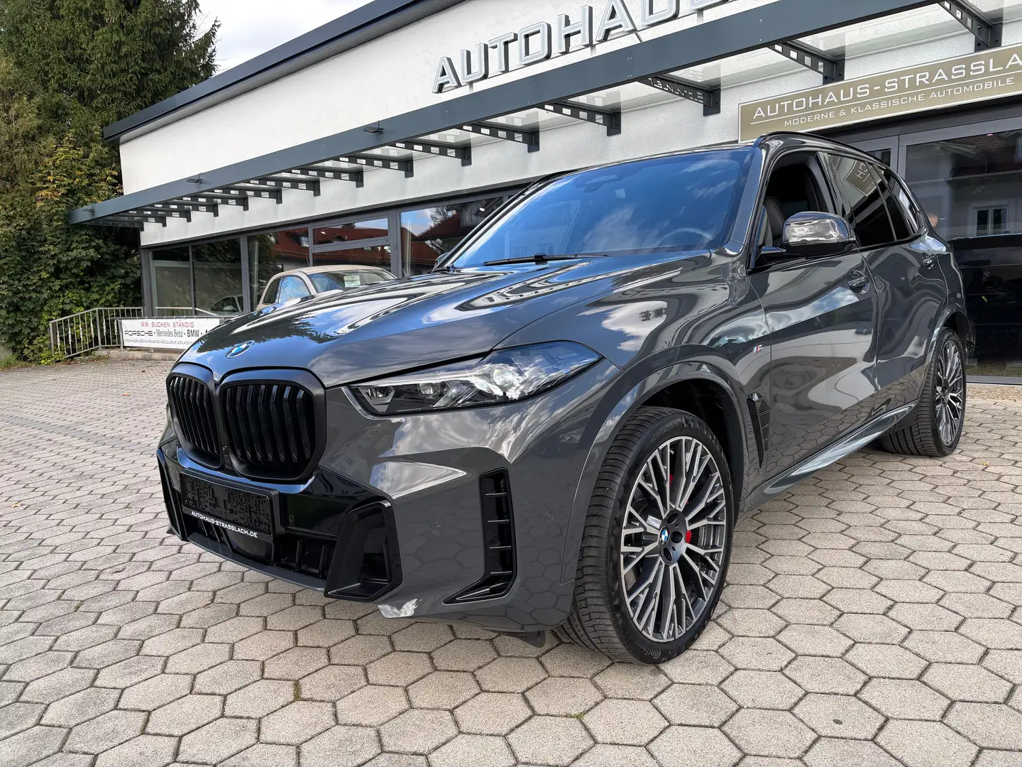 BMW X5 40 d xDrive M Sport VOLLAUSSTATTUNG! Grau - 1